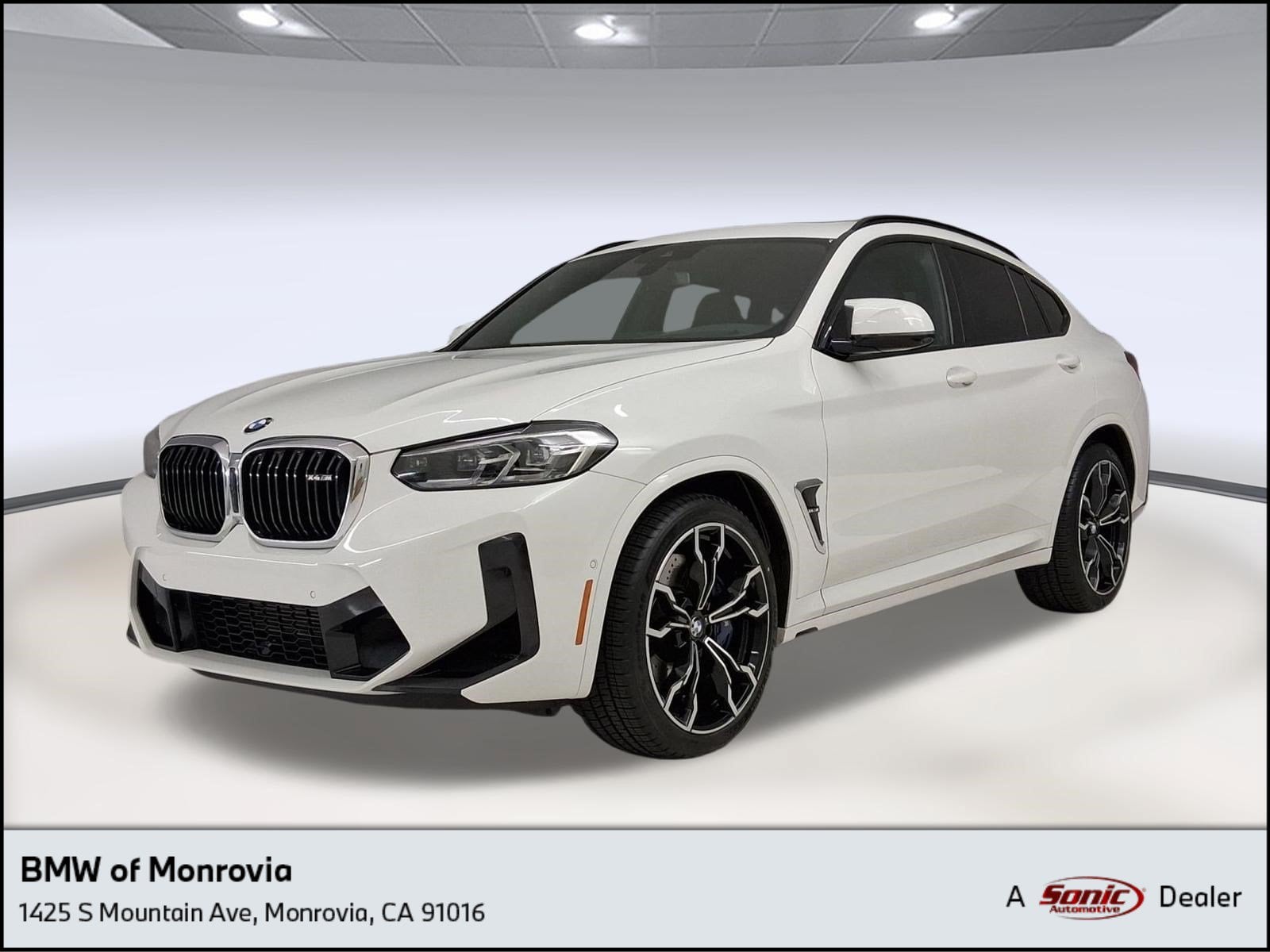 2024 BMW X4 M -'s photo