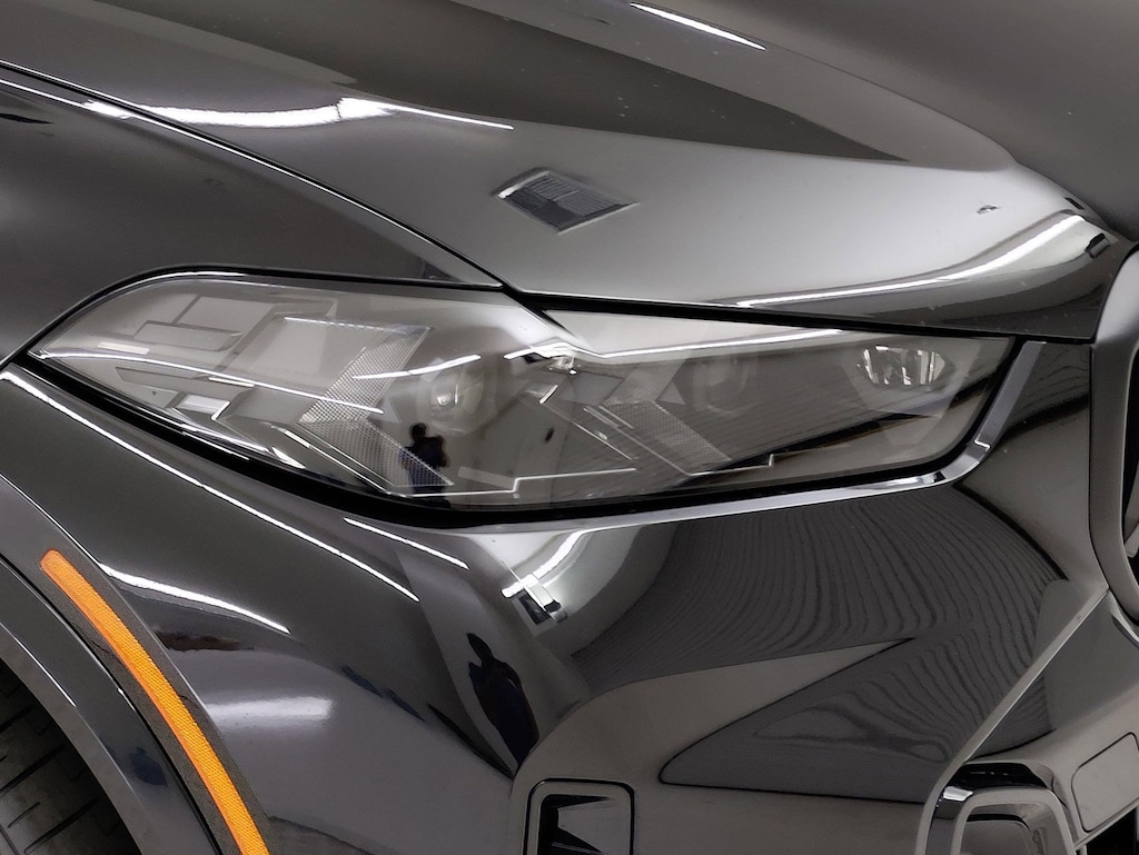 New 2026 BMW X5 sDrive40i SUV