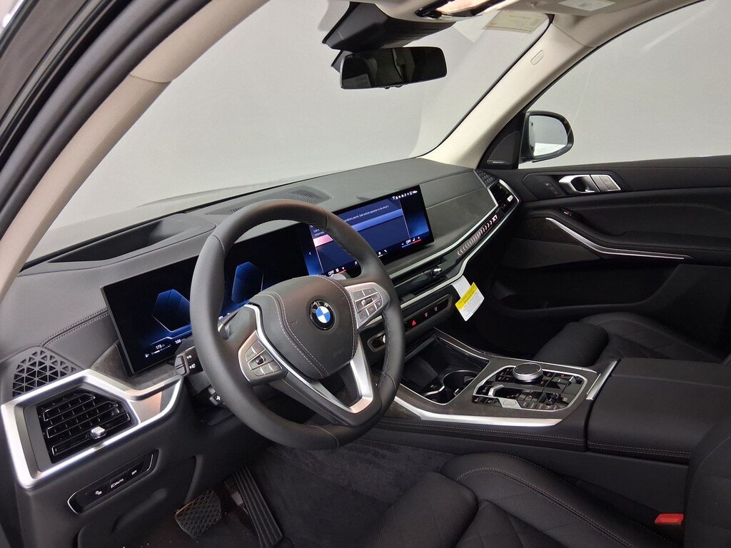 New 2027 BMW X7 xDrive40i SUV