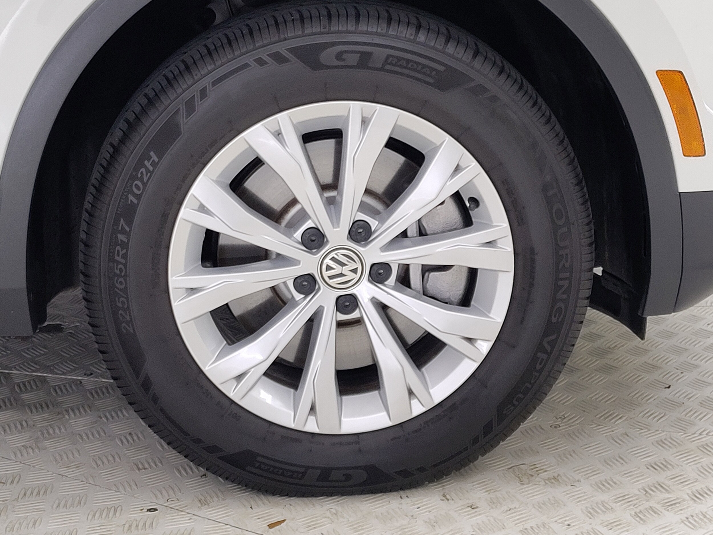 2020 Volkswagen Tiguan S photo 4