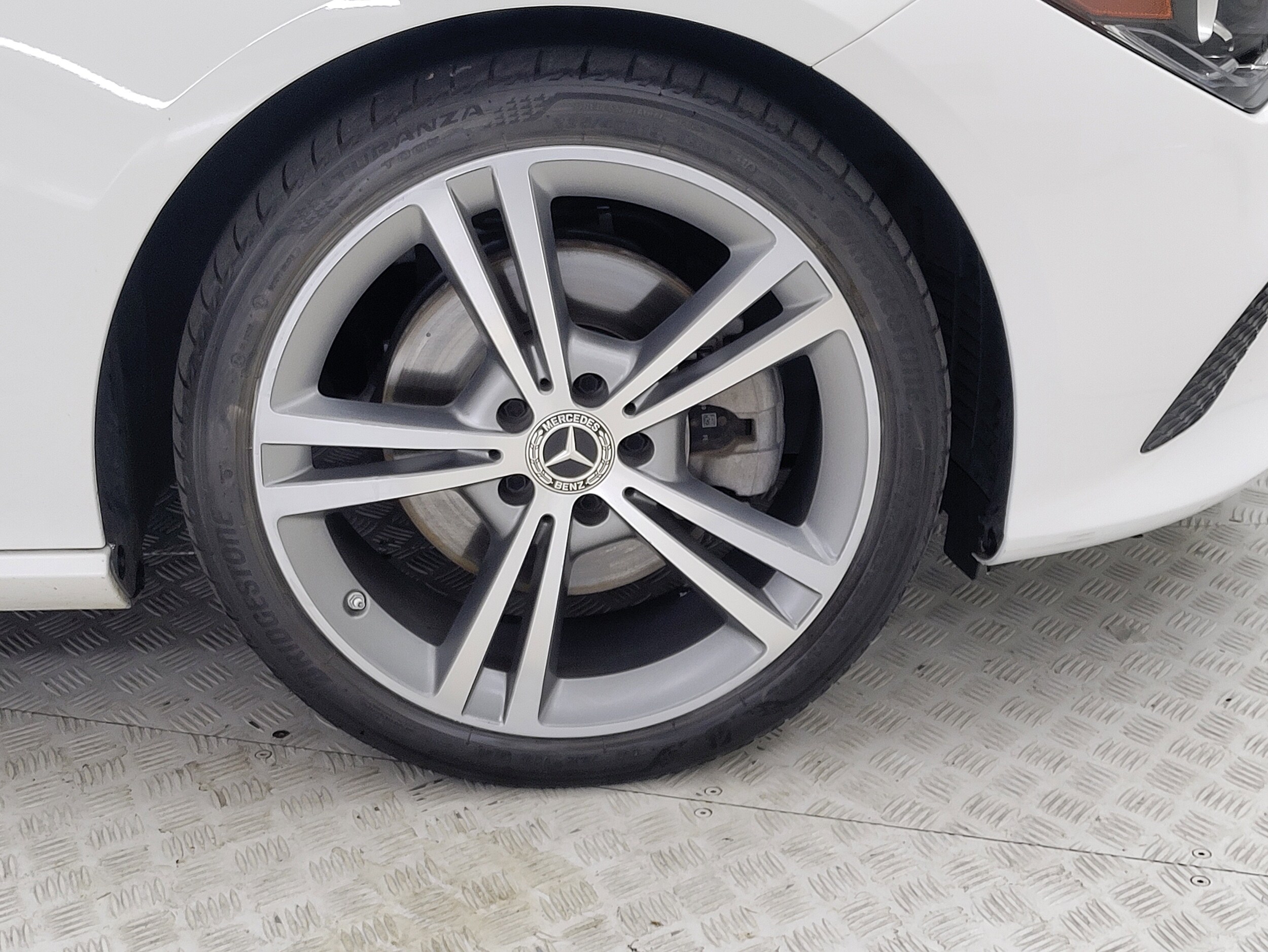 2020 Mercedes Benz CLA 250 photo 4