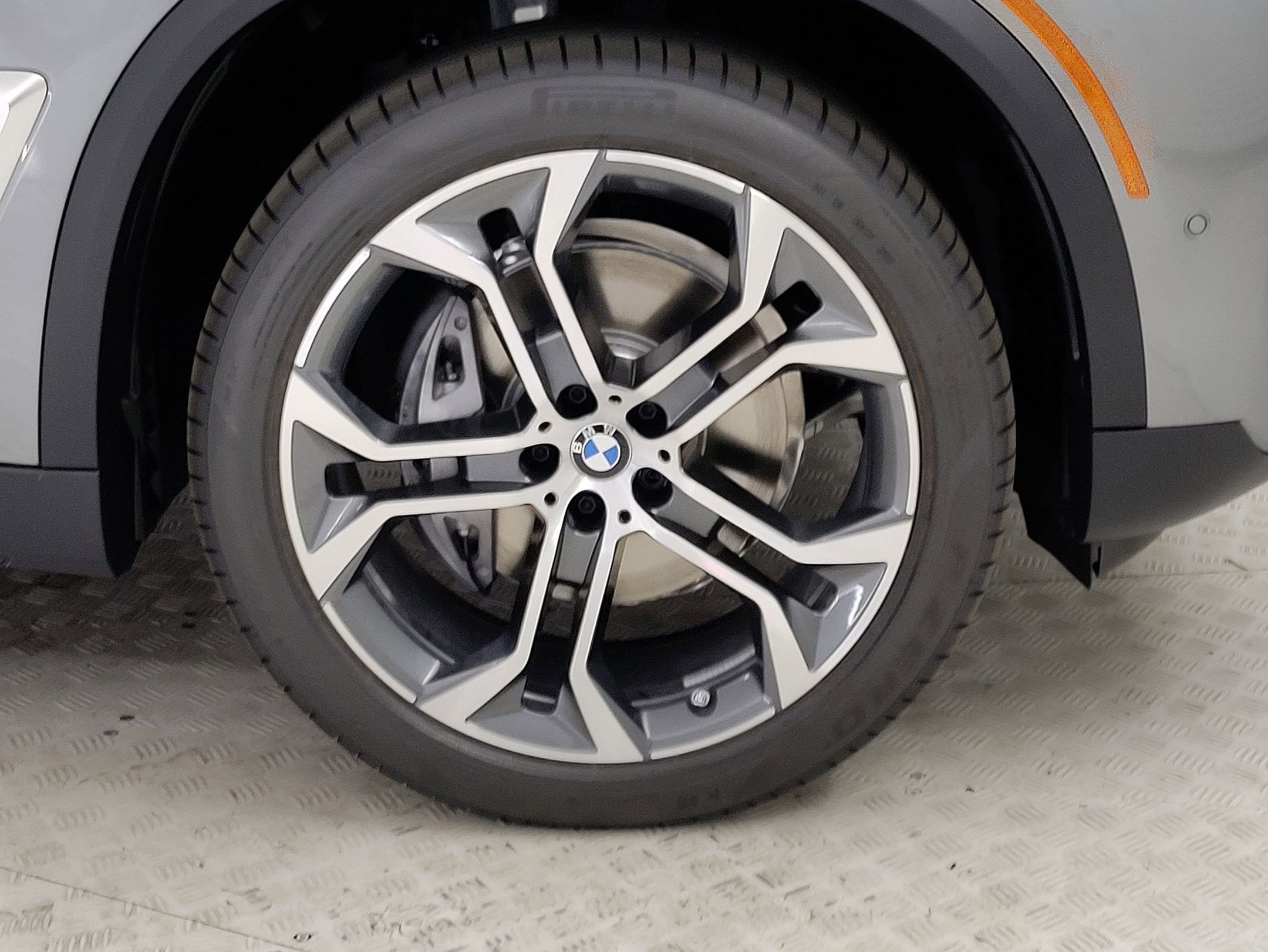 2026 BMW X5 sDrive40i photo 4
