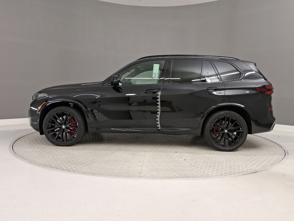 New 2026 BMW X5 sDrive40i SUV