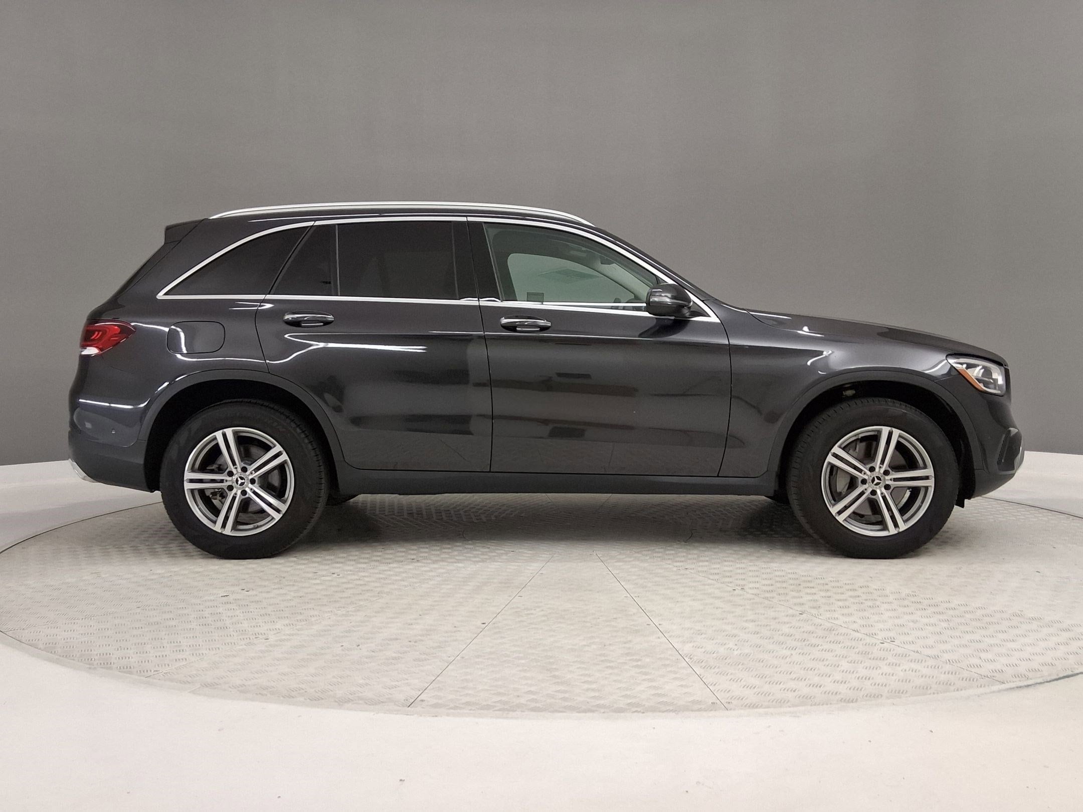 2022 Mercedes-Benz GLC 300 photo 5