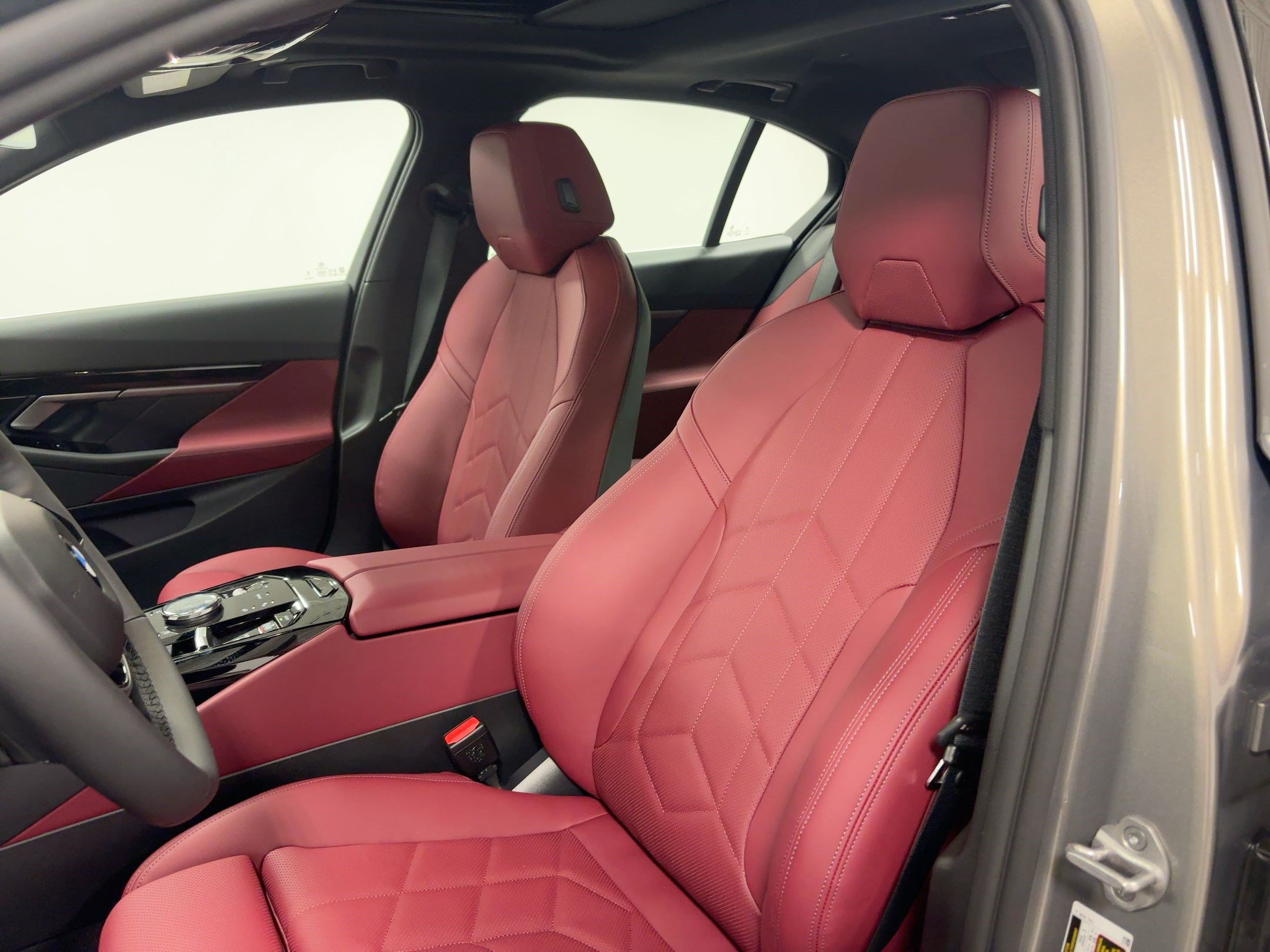 2026 BMW 5 Series 530i - Photo 23