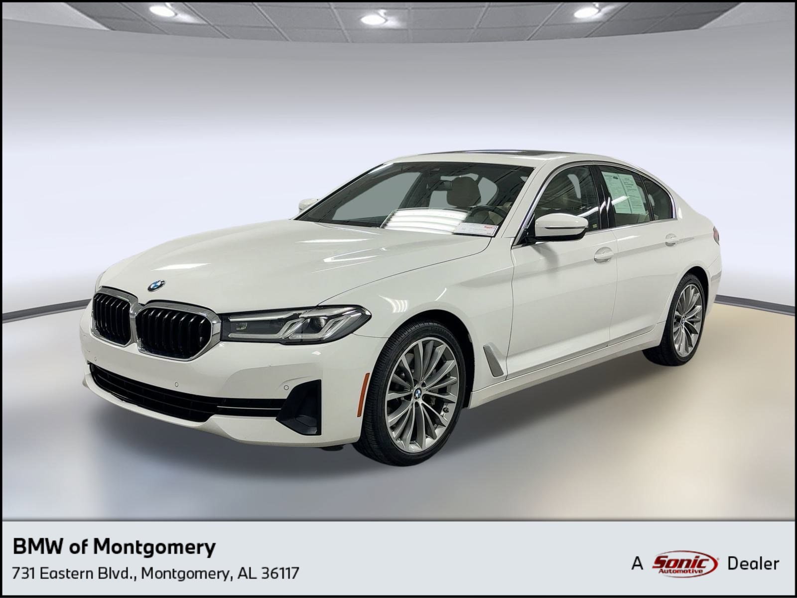2022 BMW 5 Series 530i's photo