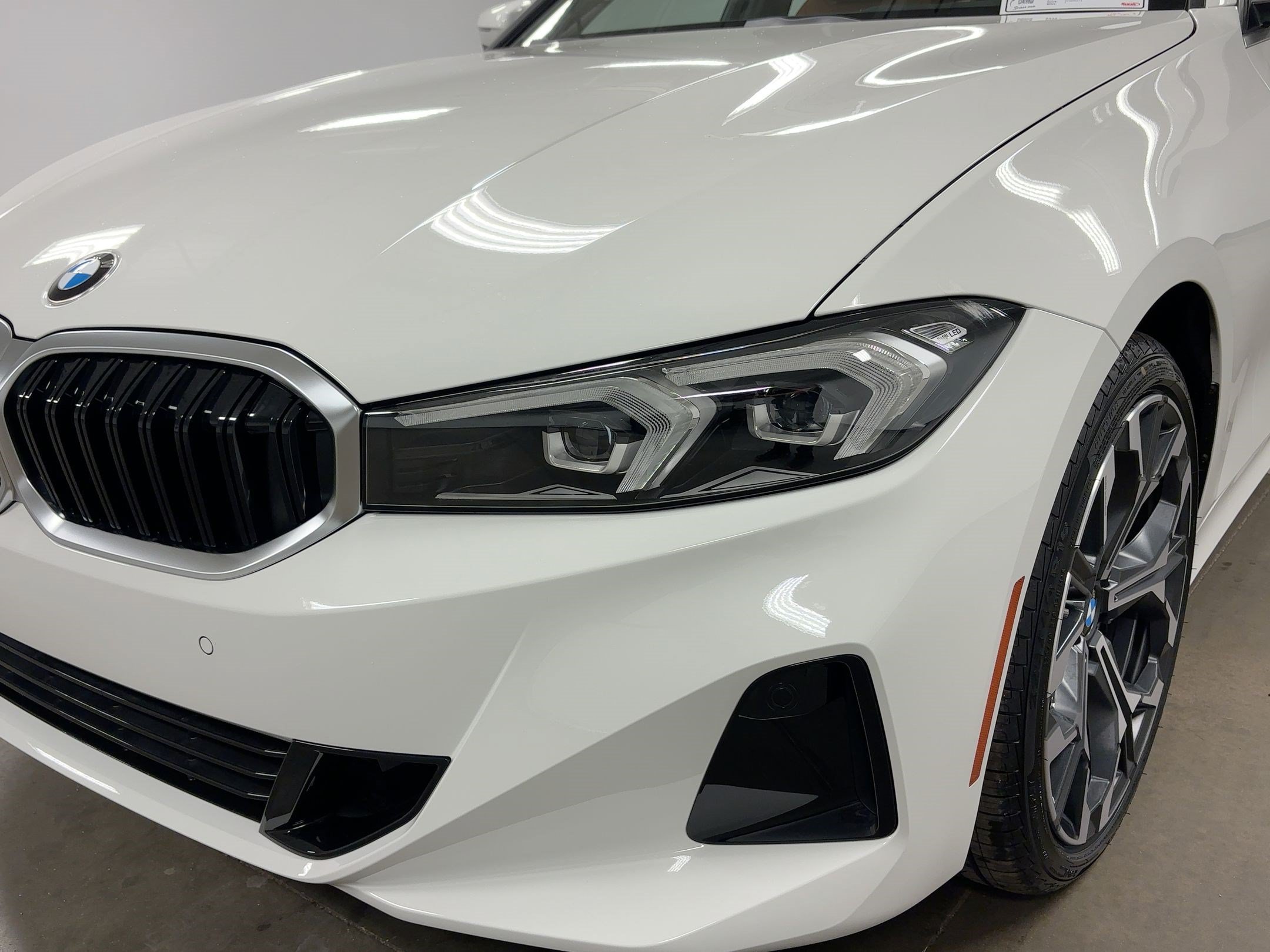 2026 BMW 3 Series 330i - Photo 7