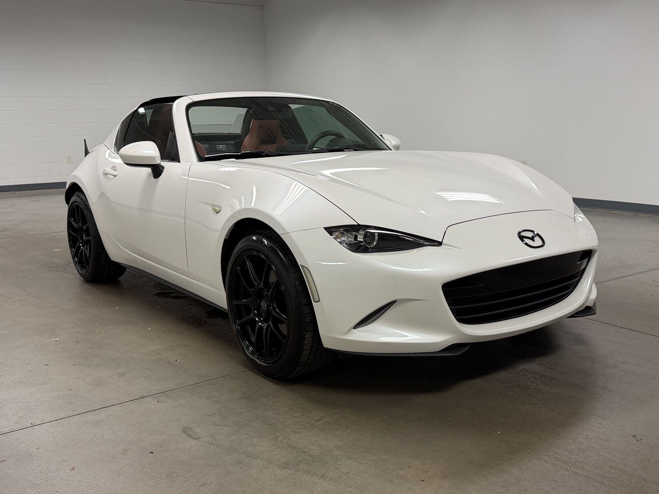 2023 Mazda MX-5 Miata RF Grand Touring Convertible
