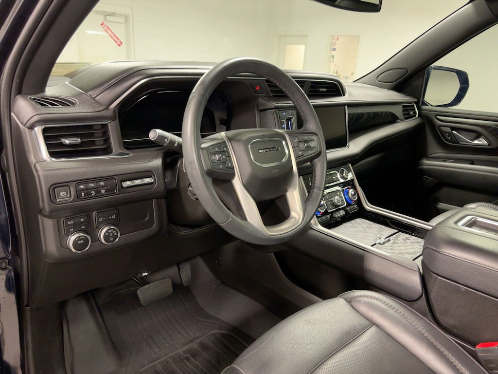 Used 2023 GMC Yukon XL Denali SUV