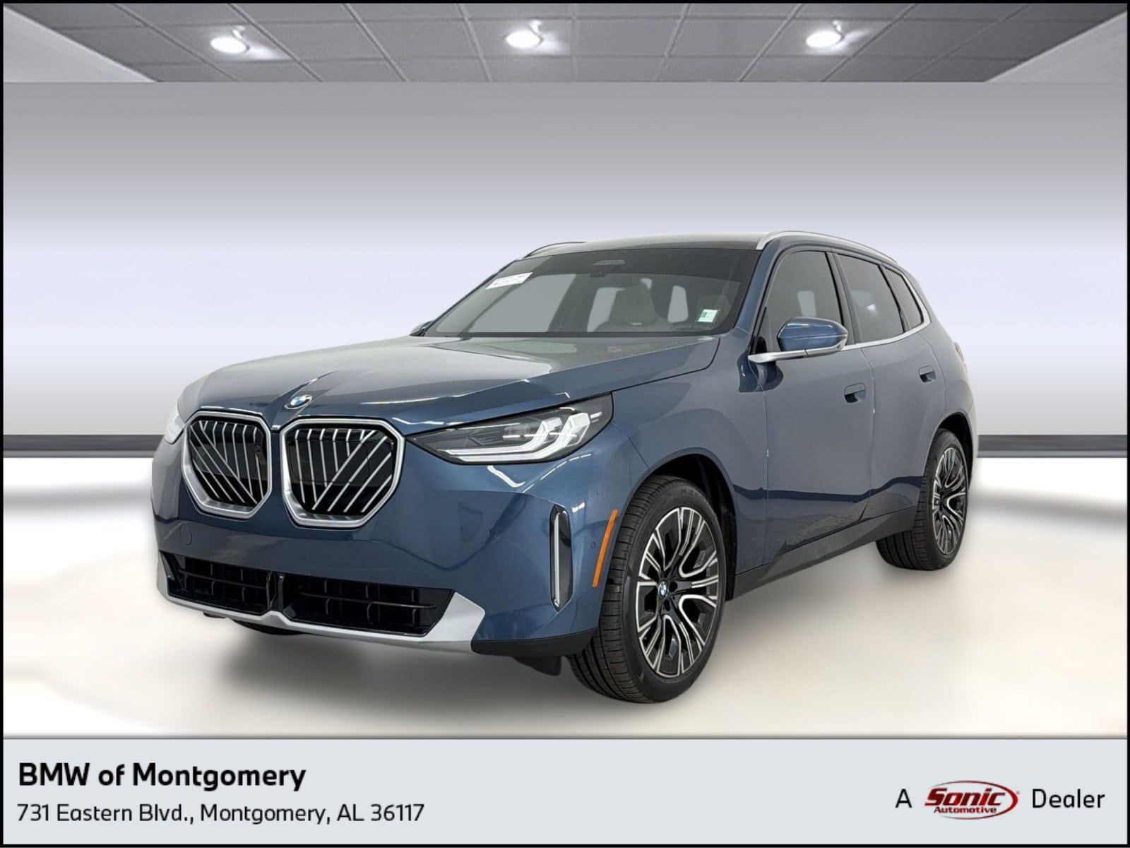 2025 BMW X3 30 XDRIVE's photo