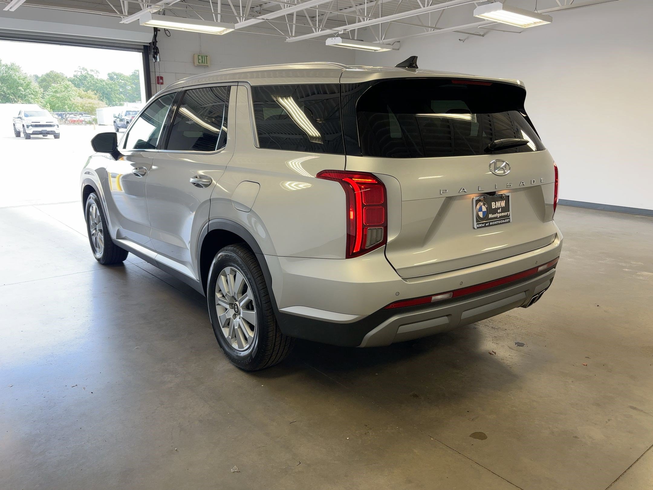 2025 Hyundai Palisade SEL photo 2