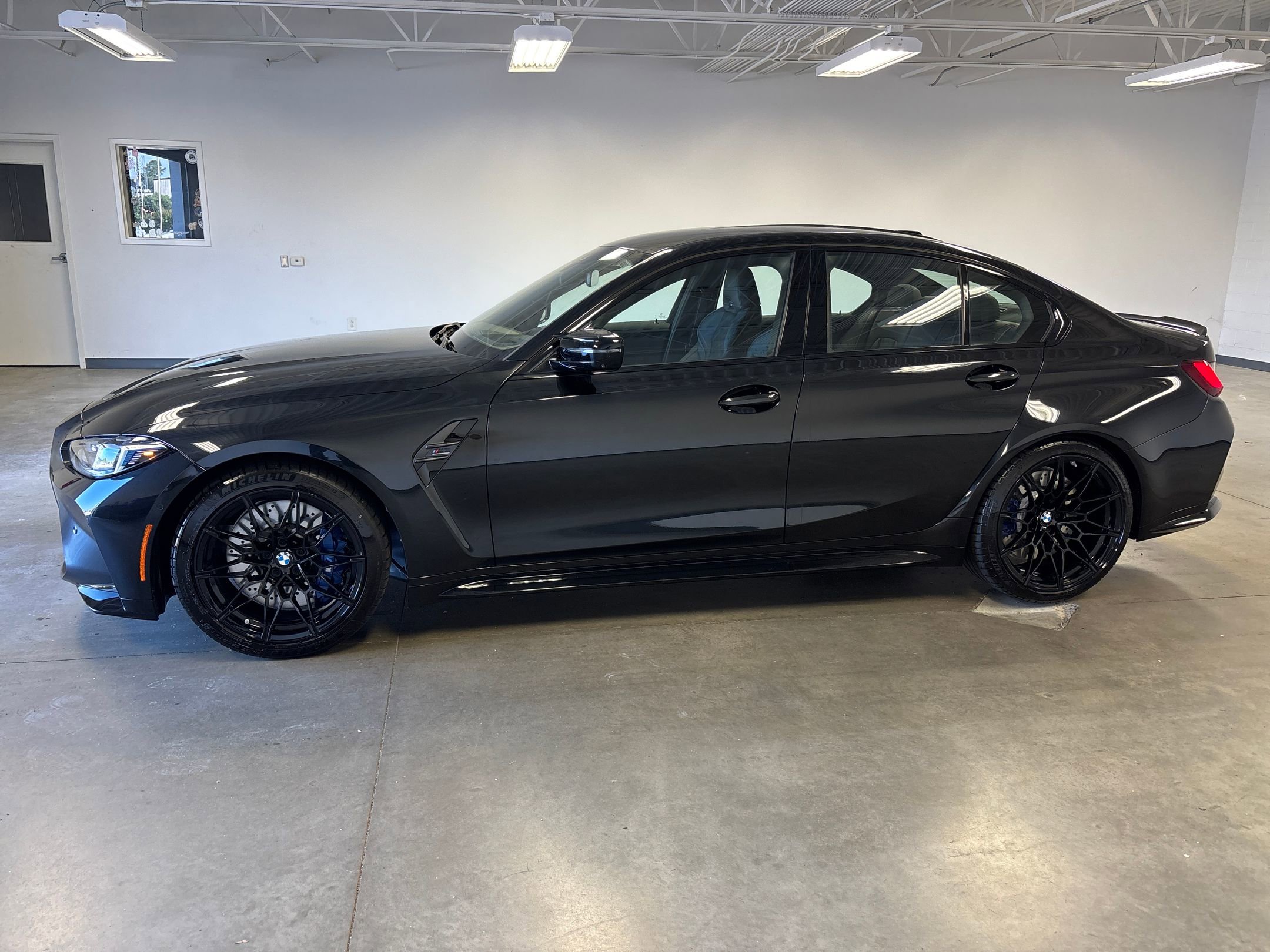 2025 Bmw M3 3 Sedan photo 2
