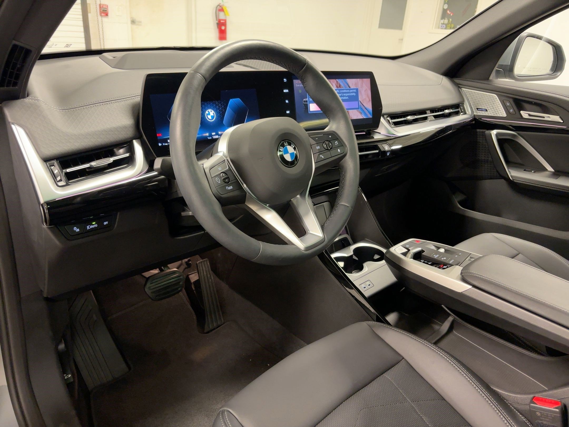 2025 Bmw X2 xDrive28i photo 4