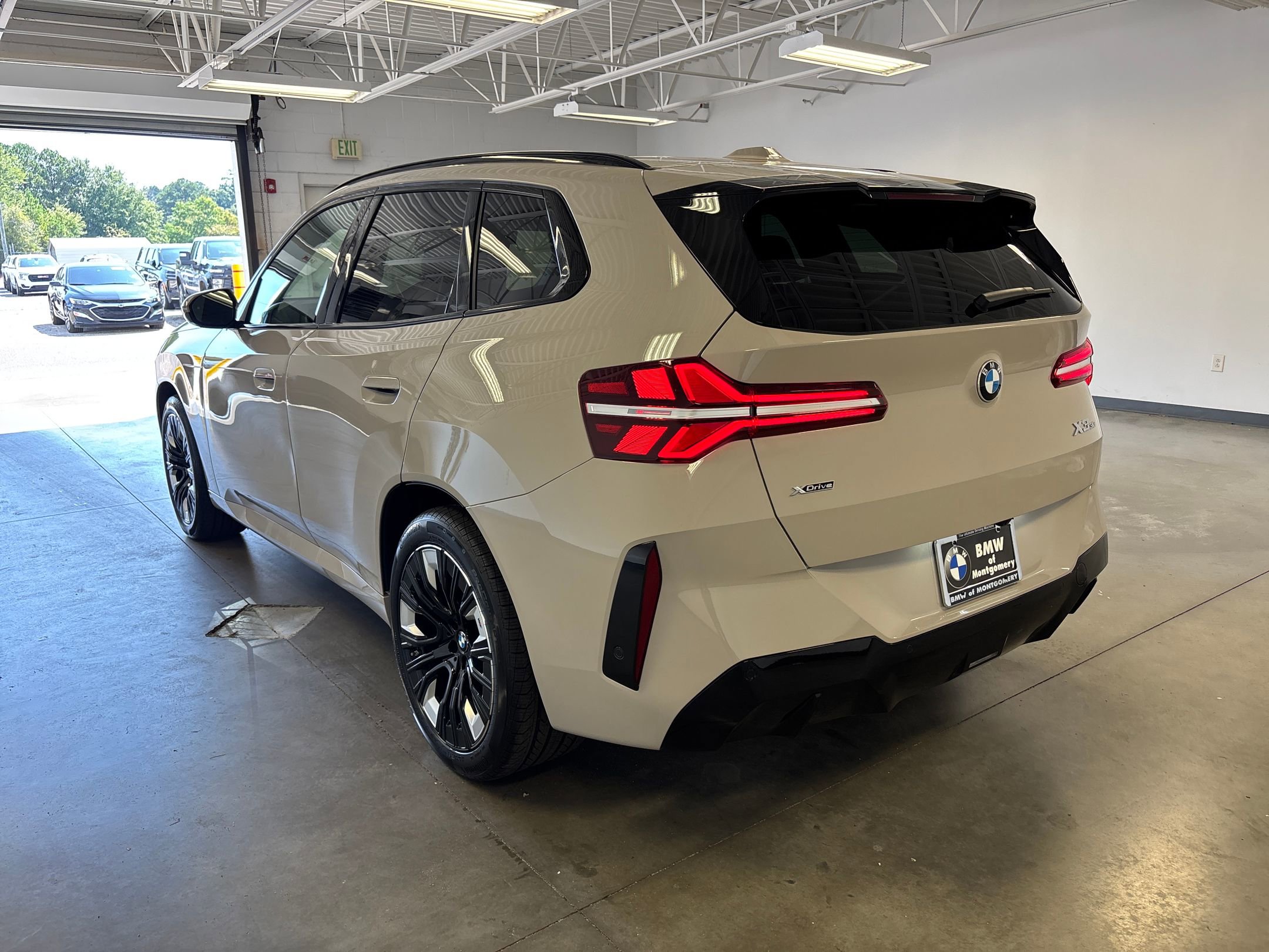 2026 Bmw X3 photo 3
