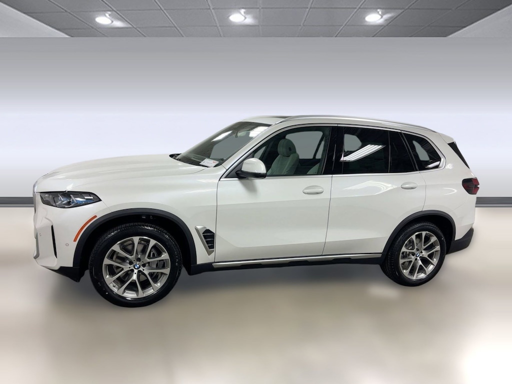 New 2026 BMW X5 sDrive40i SUV