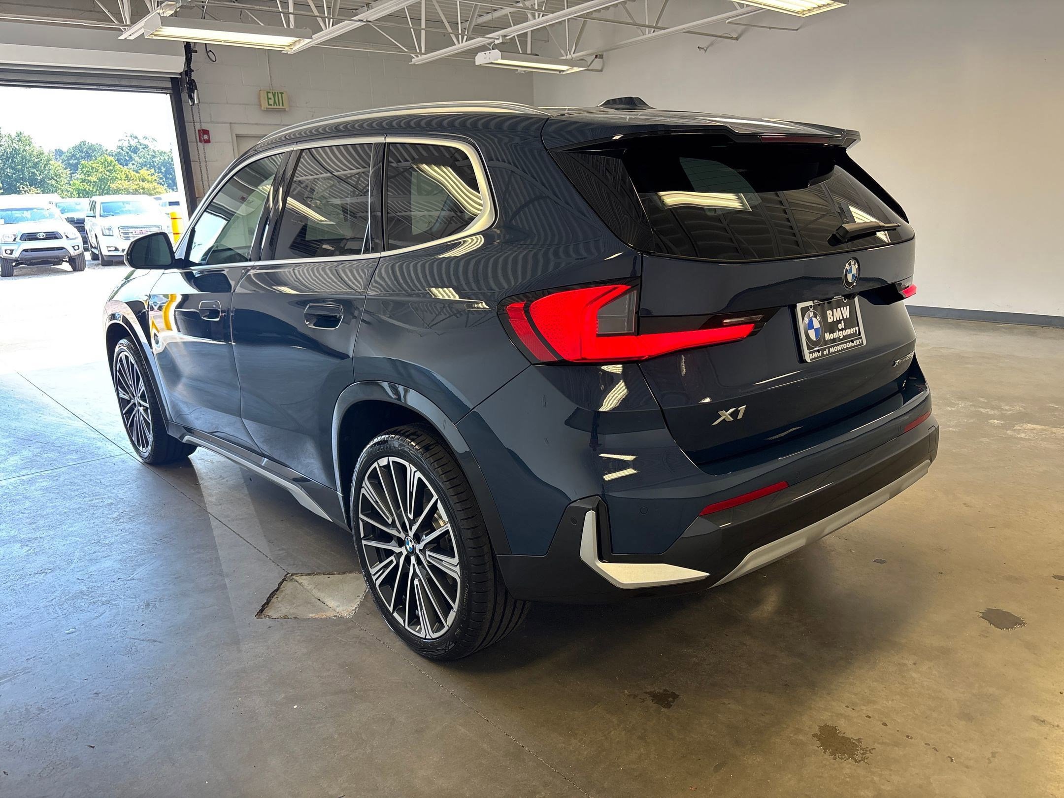 2026 Bmw X1 XDrive28i photo 3