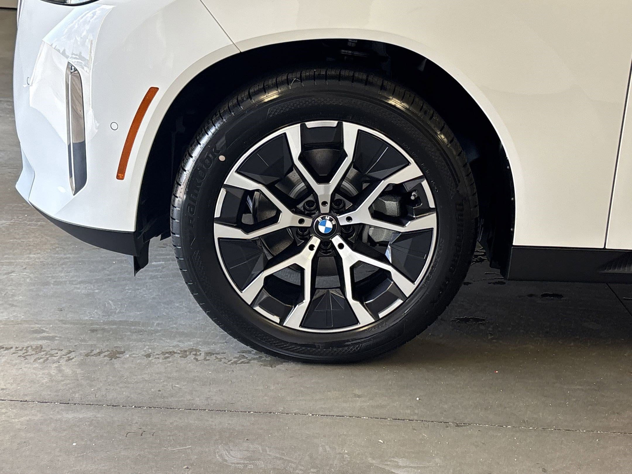 2025 BMW X3 30 - Photo 10