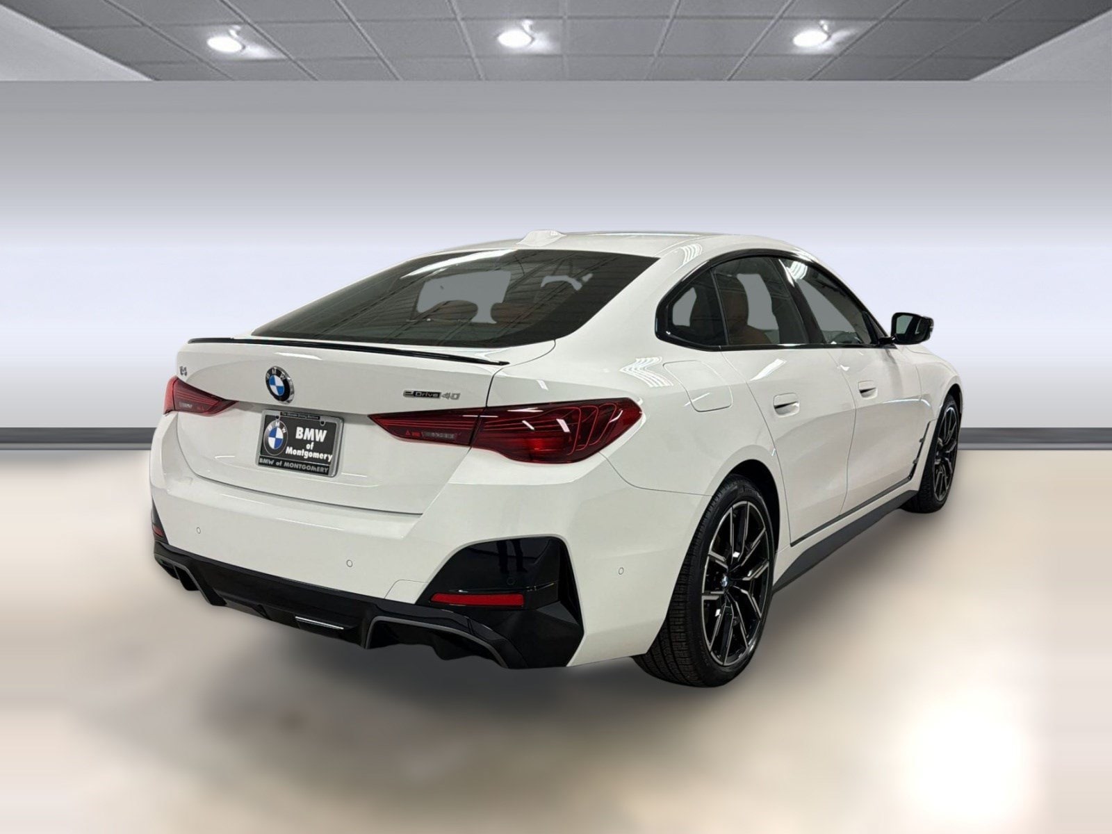 2026 BMW i4 40 - Photo 8
