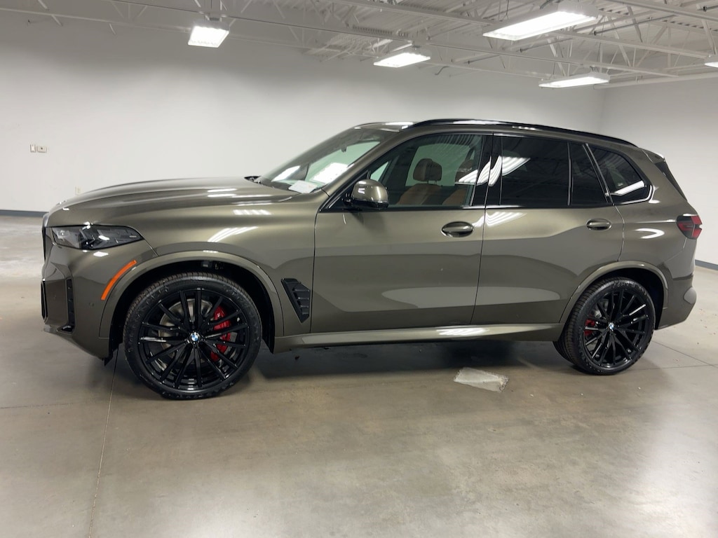New 2026 BMW X5 sDrive40i SUV