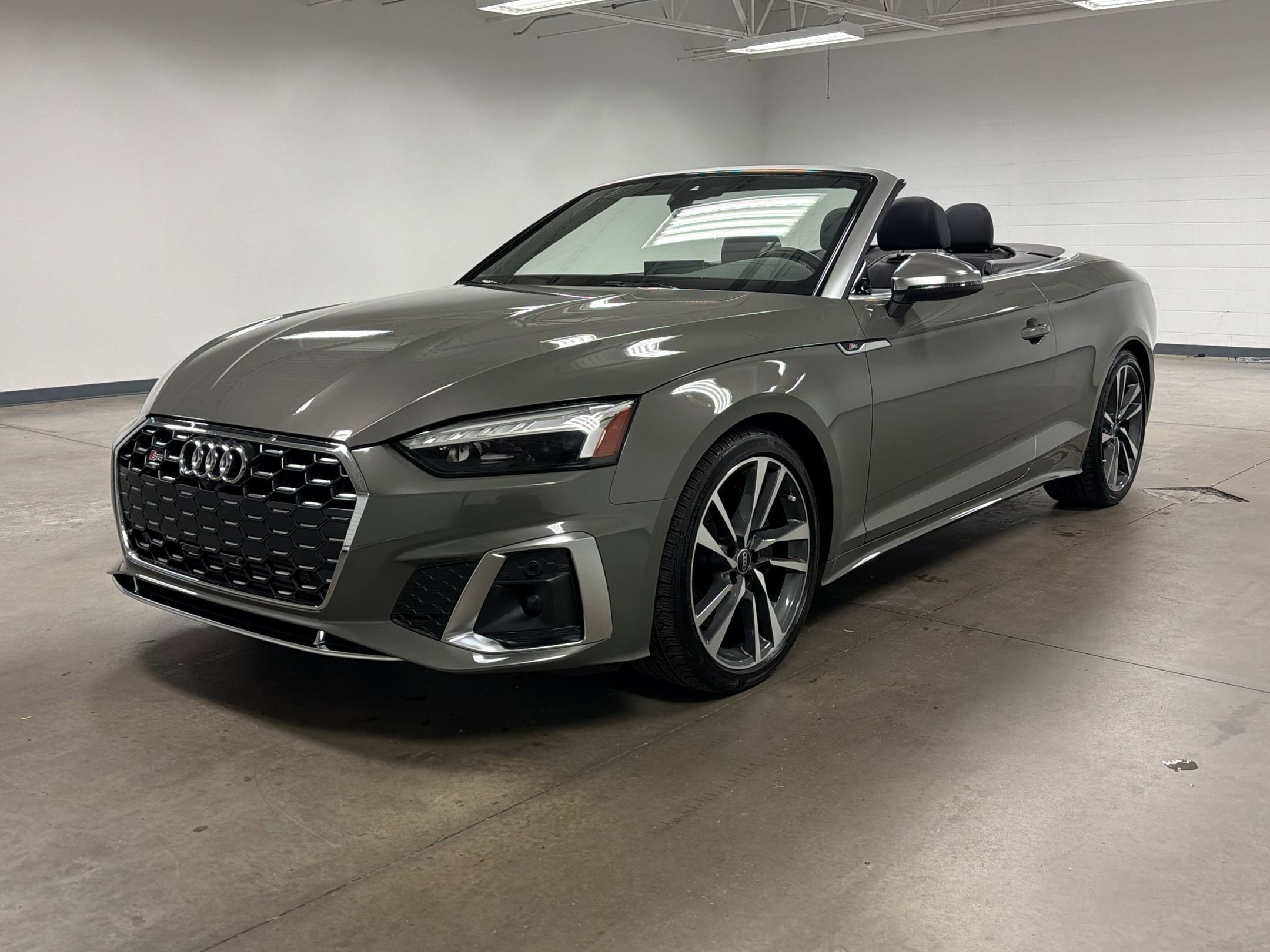 2024 Audi S5 Cabriolet Premium Plus quattro Tiptronic's photo