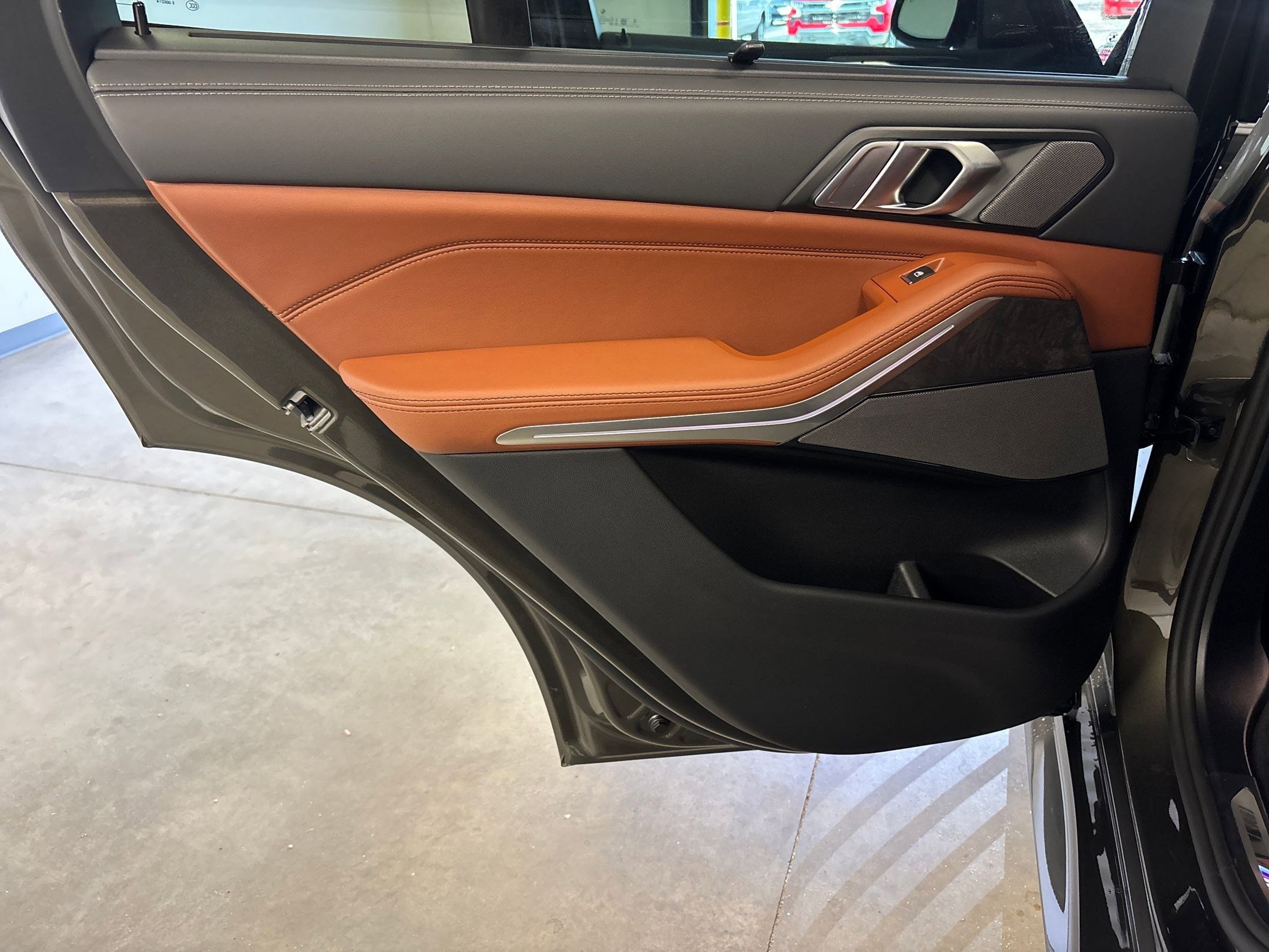 2026 BMW X5 40i - Photo 37