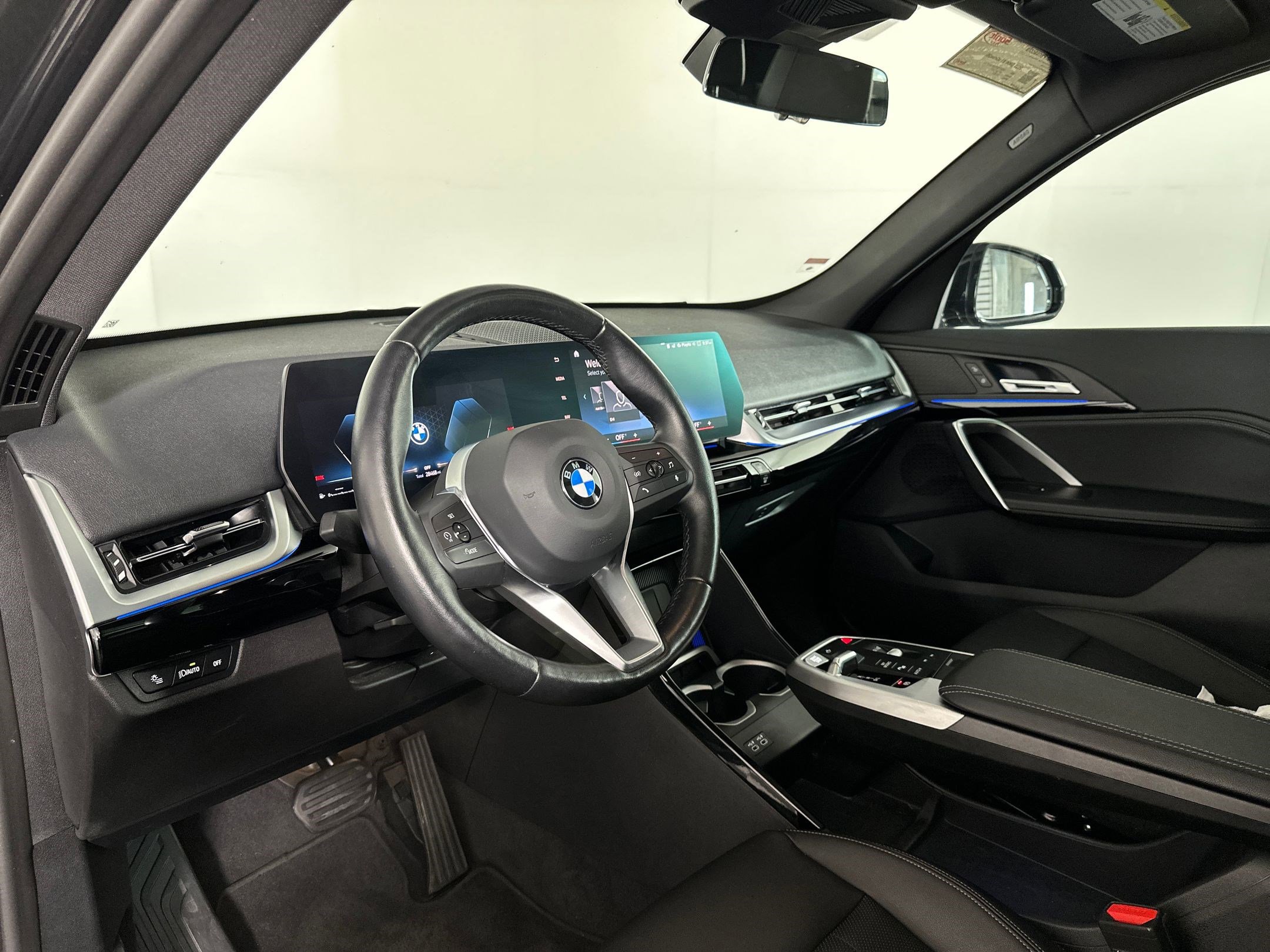 2023 Bmw X1 XDrive28i photo 3