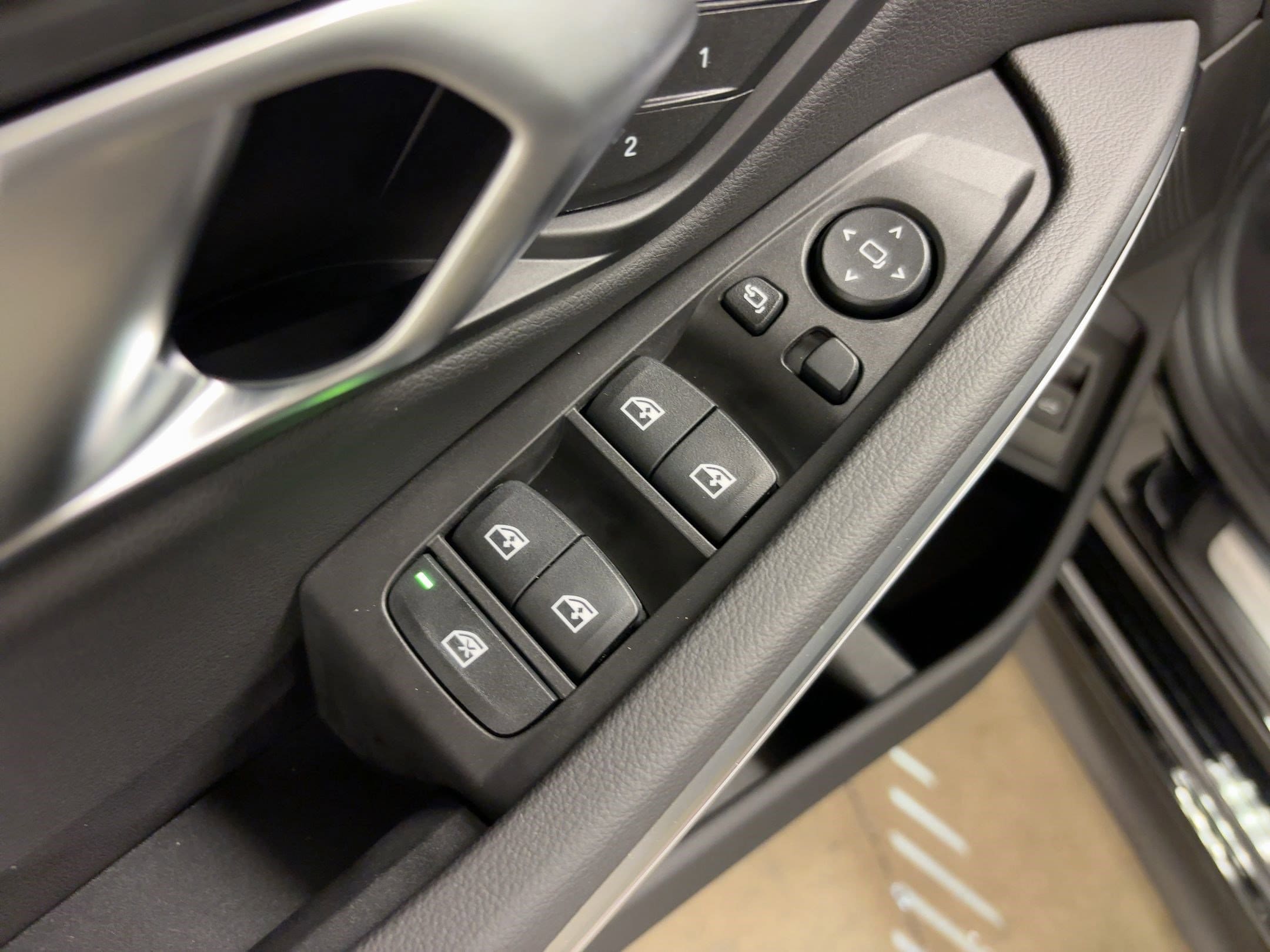 2026 BMW 3 Series 330i - Photo 20