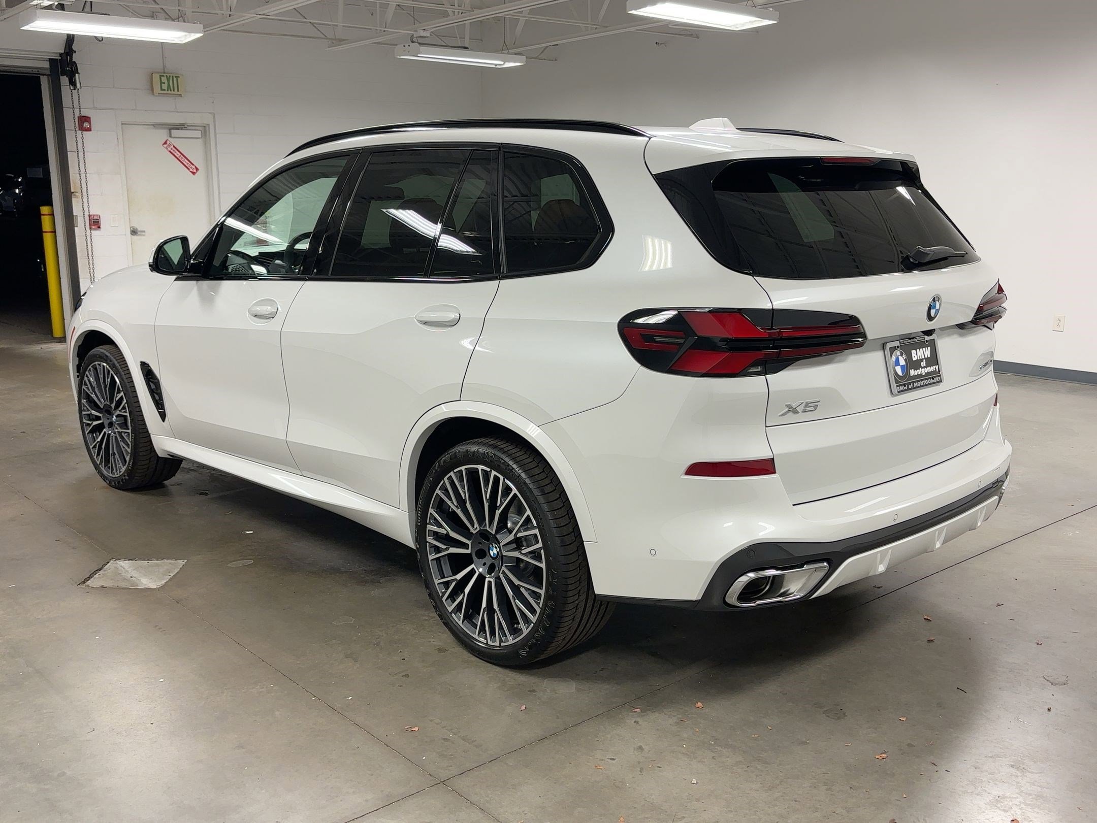 2026 Bmw X5 sDrive40i photo 3