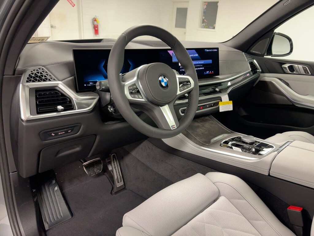 New 2026 BMW X5 sDrive40i SUV
