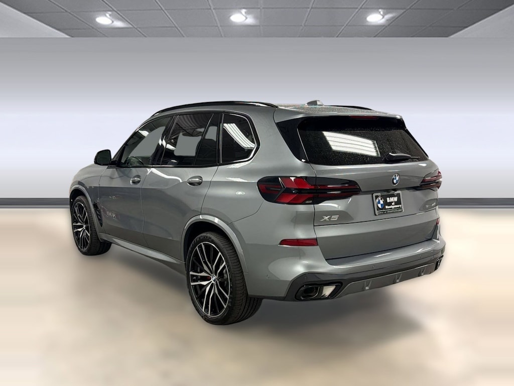 New 2026 BMW X5 sDrive40i SUV
