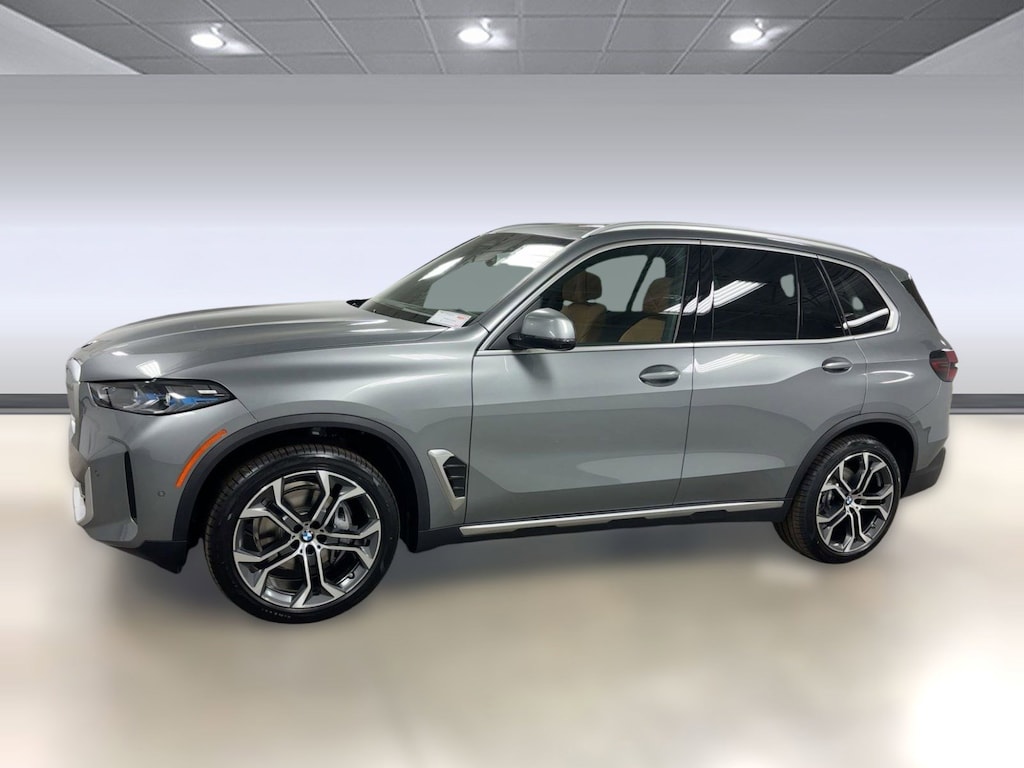 New 2026 BMW X5 sDrive40i SUV