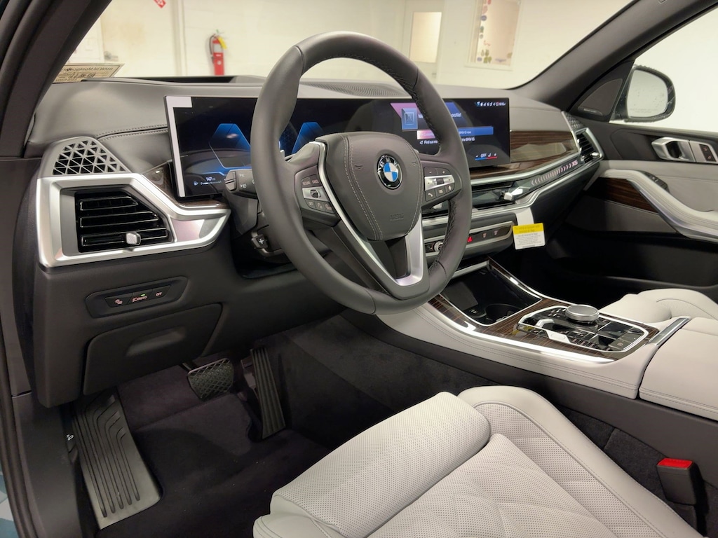 New 2026 BMW X5 sDrive40i SUV