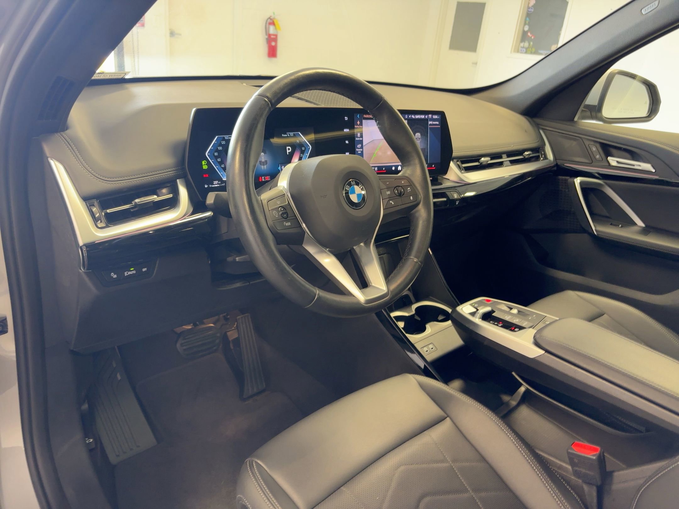 2025 Bmw X1 XDrive28i photo 4