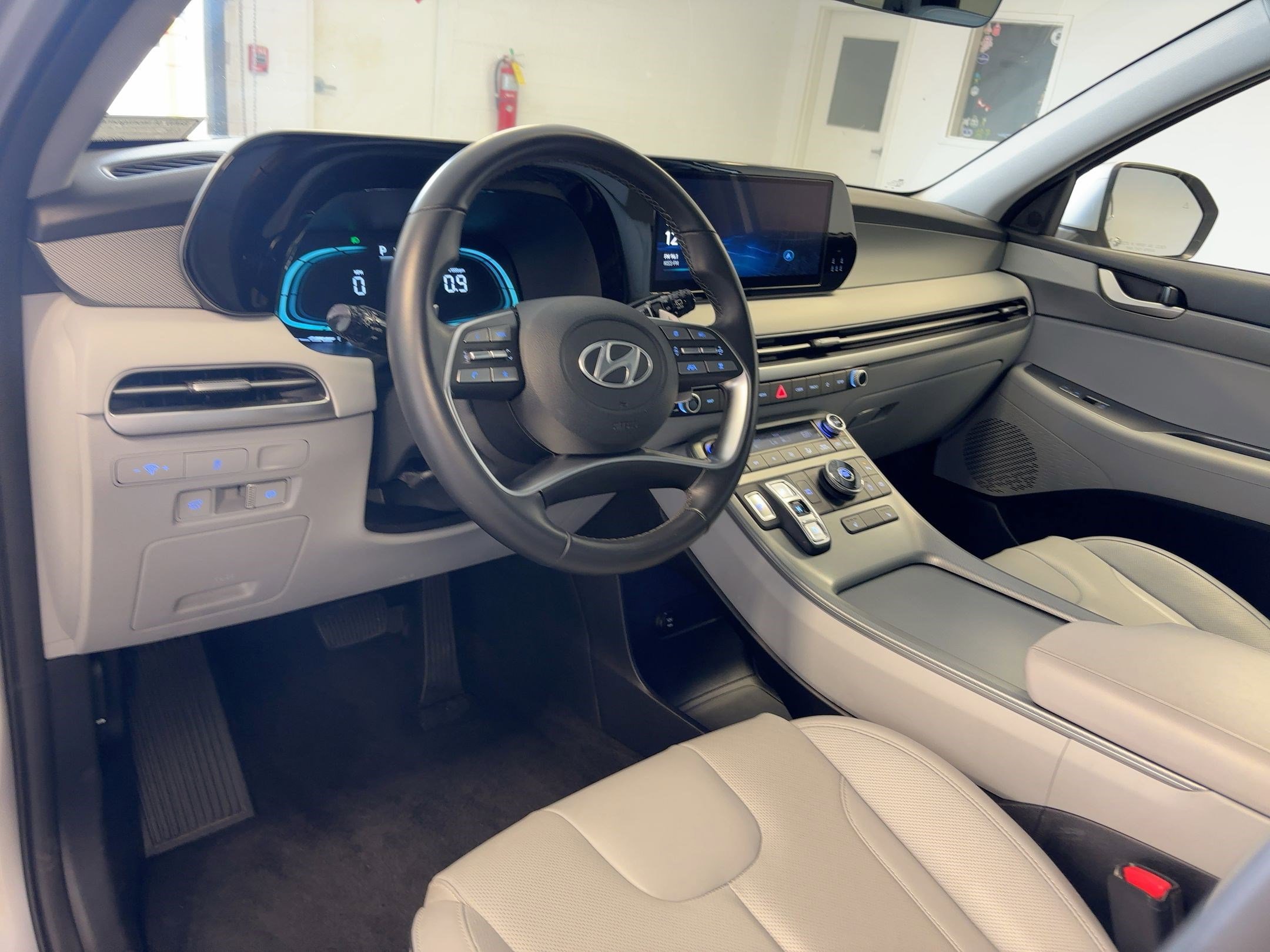 2025 Hyundai Palisade SEL photo 3