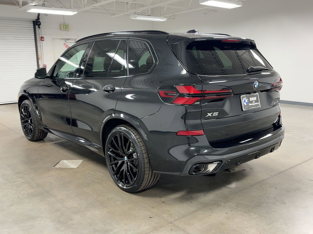 New 2026 BMW X5 sDrive40i SUV