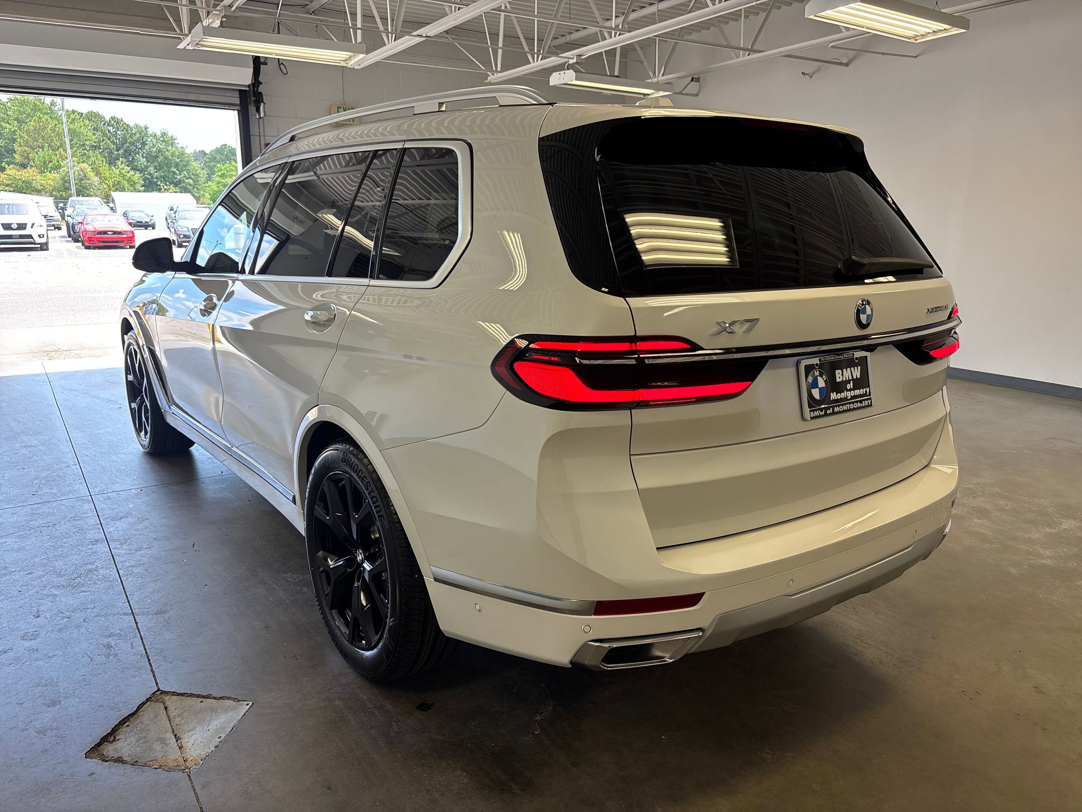 2026 Bmw X7 xDrive40i photo 3