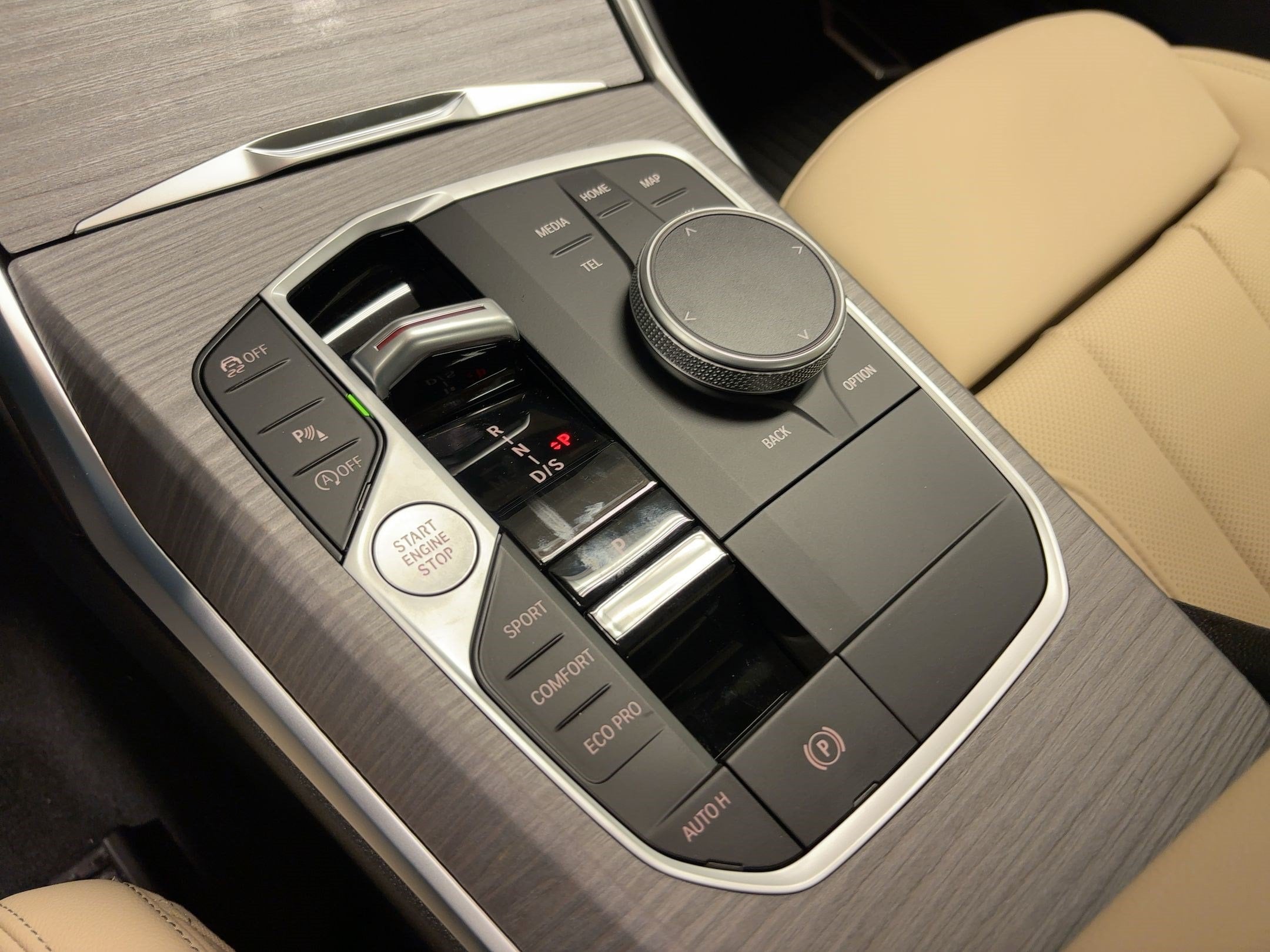2026 BMW 3 Series 330i - Photo 26