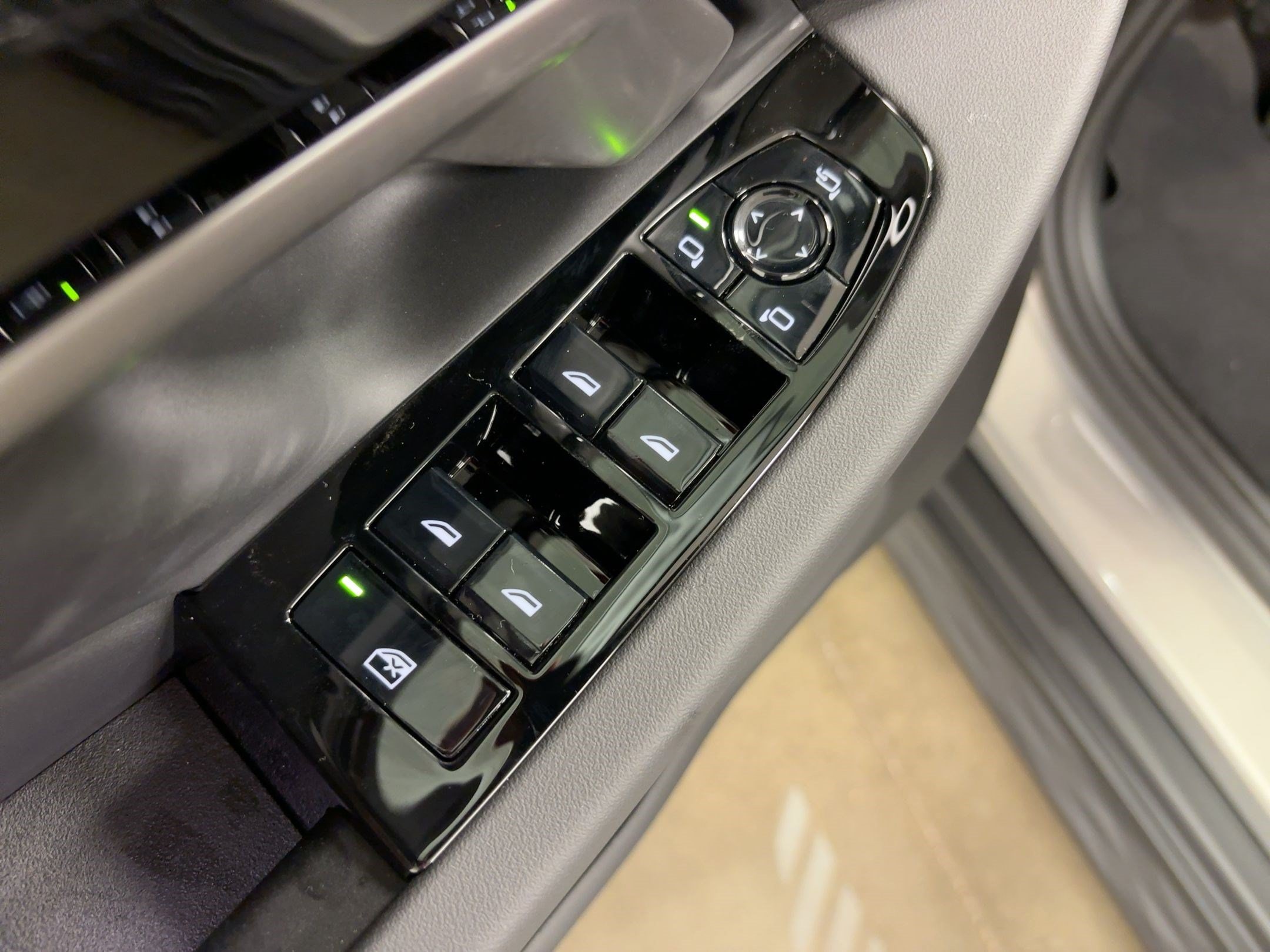 2026 BMW 5 Series 530i - Photo 11