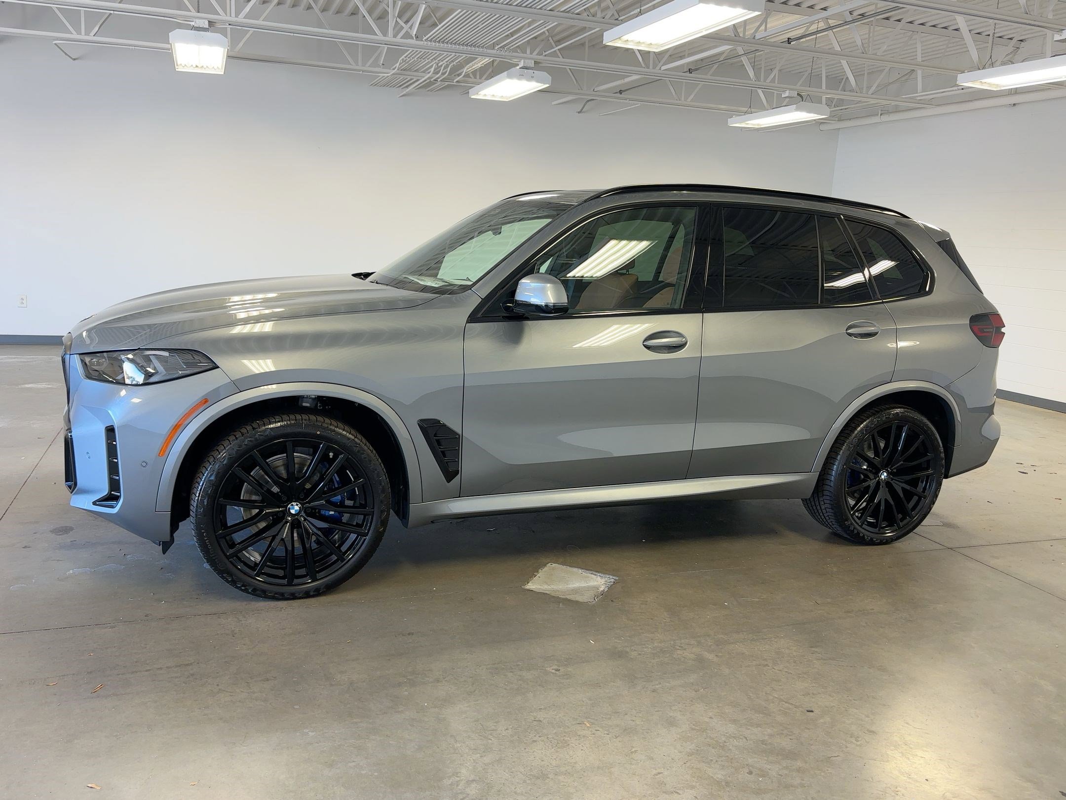 2026 Bmw X5 sDrive40i photo 2