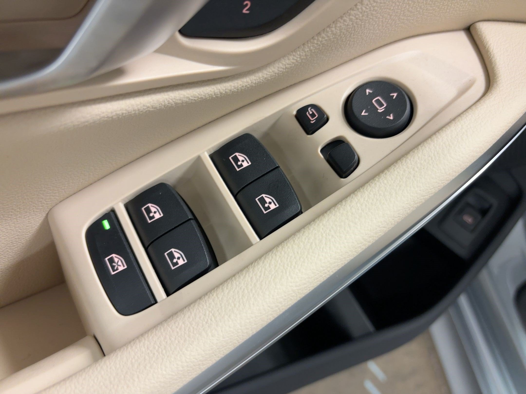 2026 BMW 3 Series 330i - Photo 19