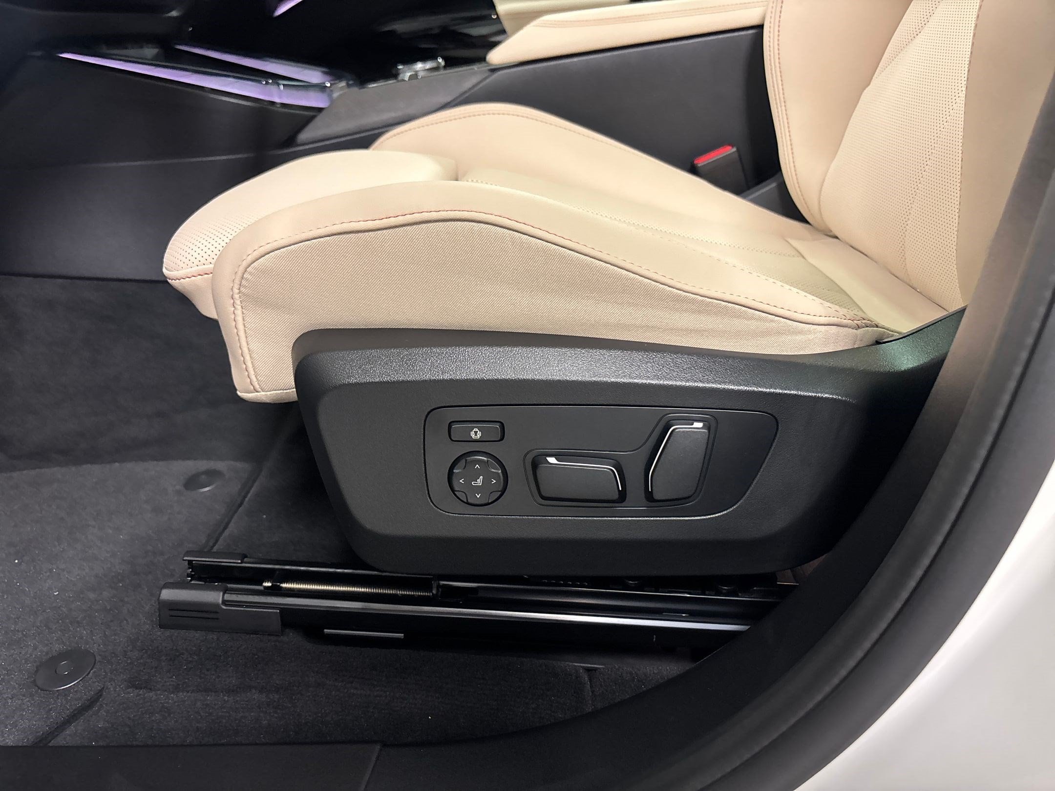 2026 BMW X3 30 - Photo 13