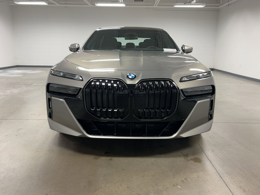 New 2026 BMW 760i xDrive Sedan