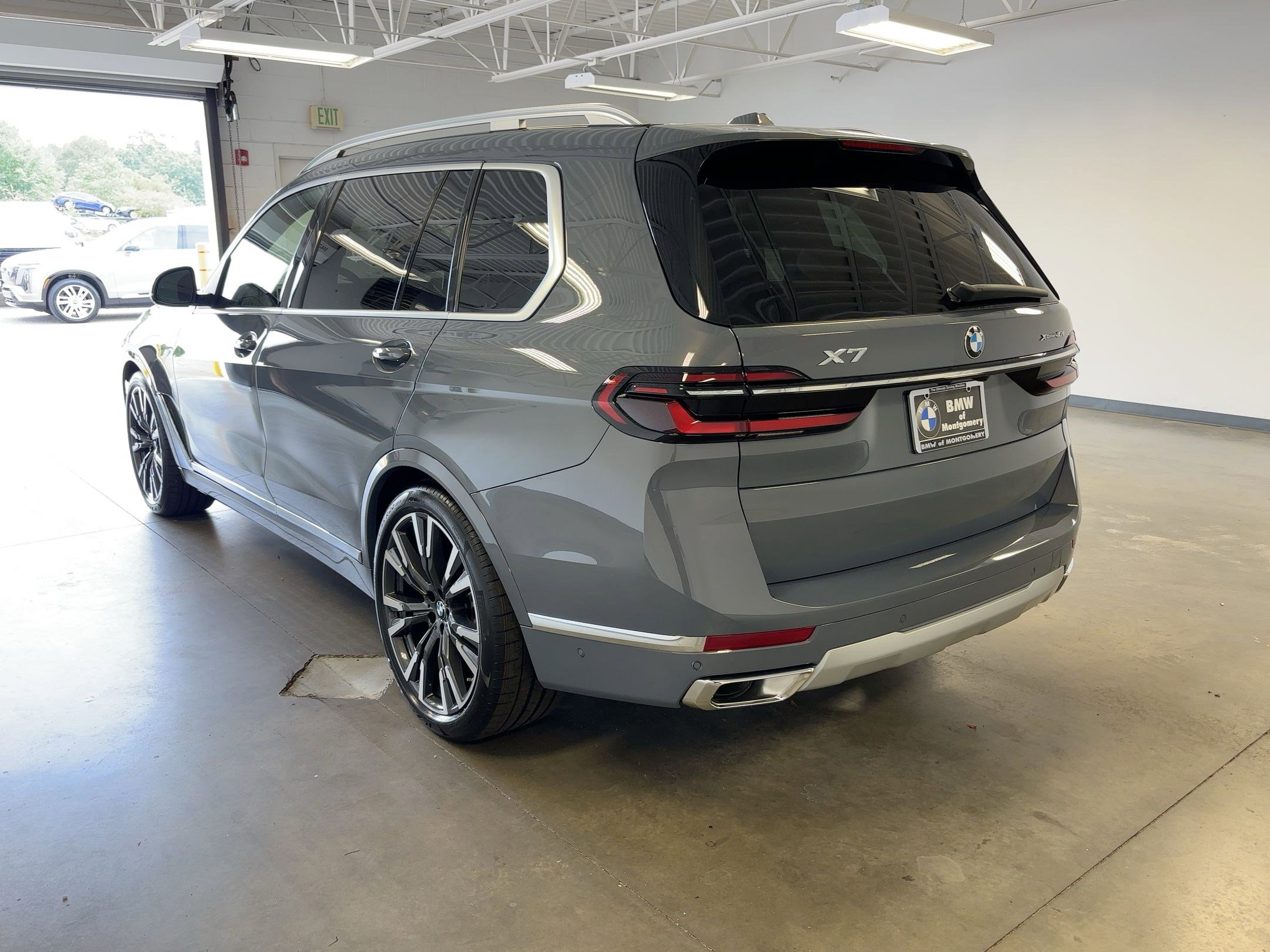 2026 Bmw X7 xDrive40i photo 3