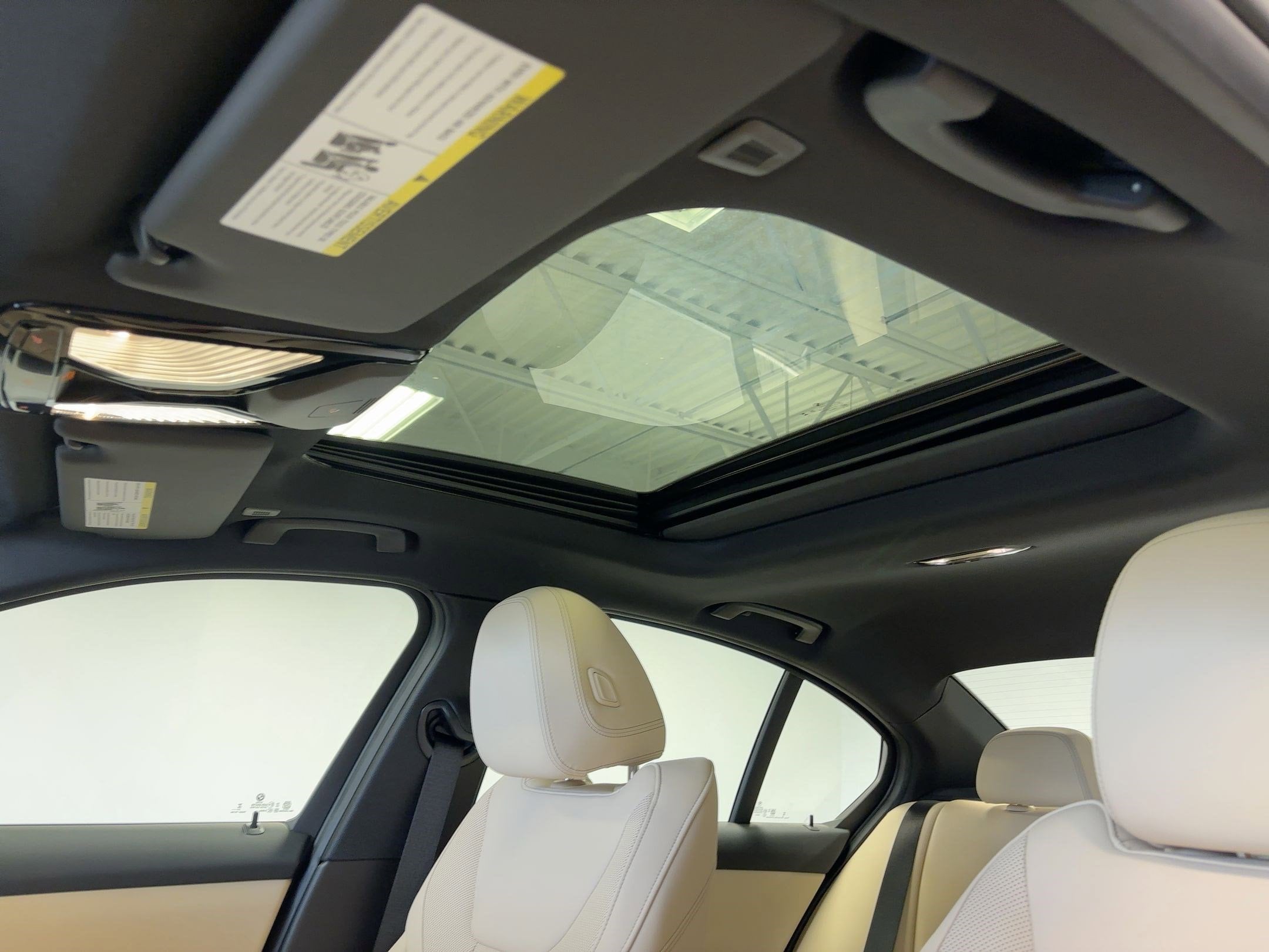 2026 BMW 3 Series 330i - Photo 15