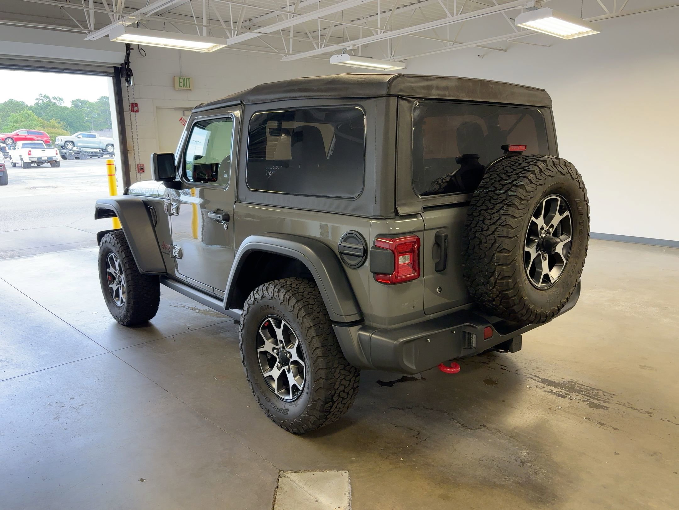 2020 Jeep Wrangler Rubicon photo 2