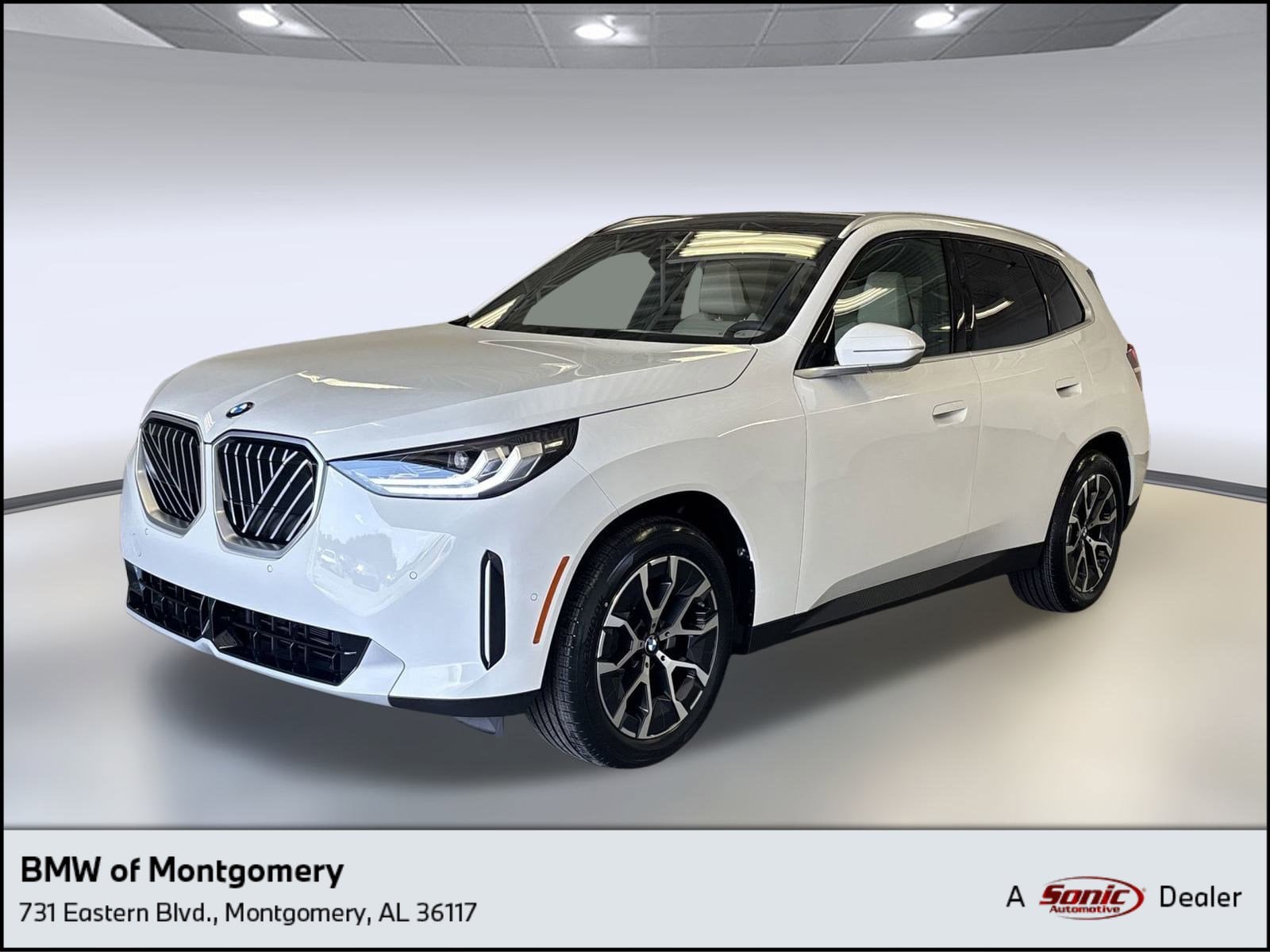 2025 BMW X3 30's photo