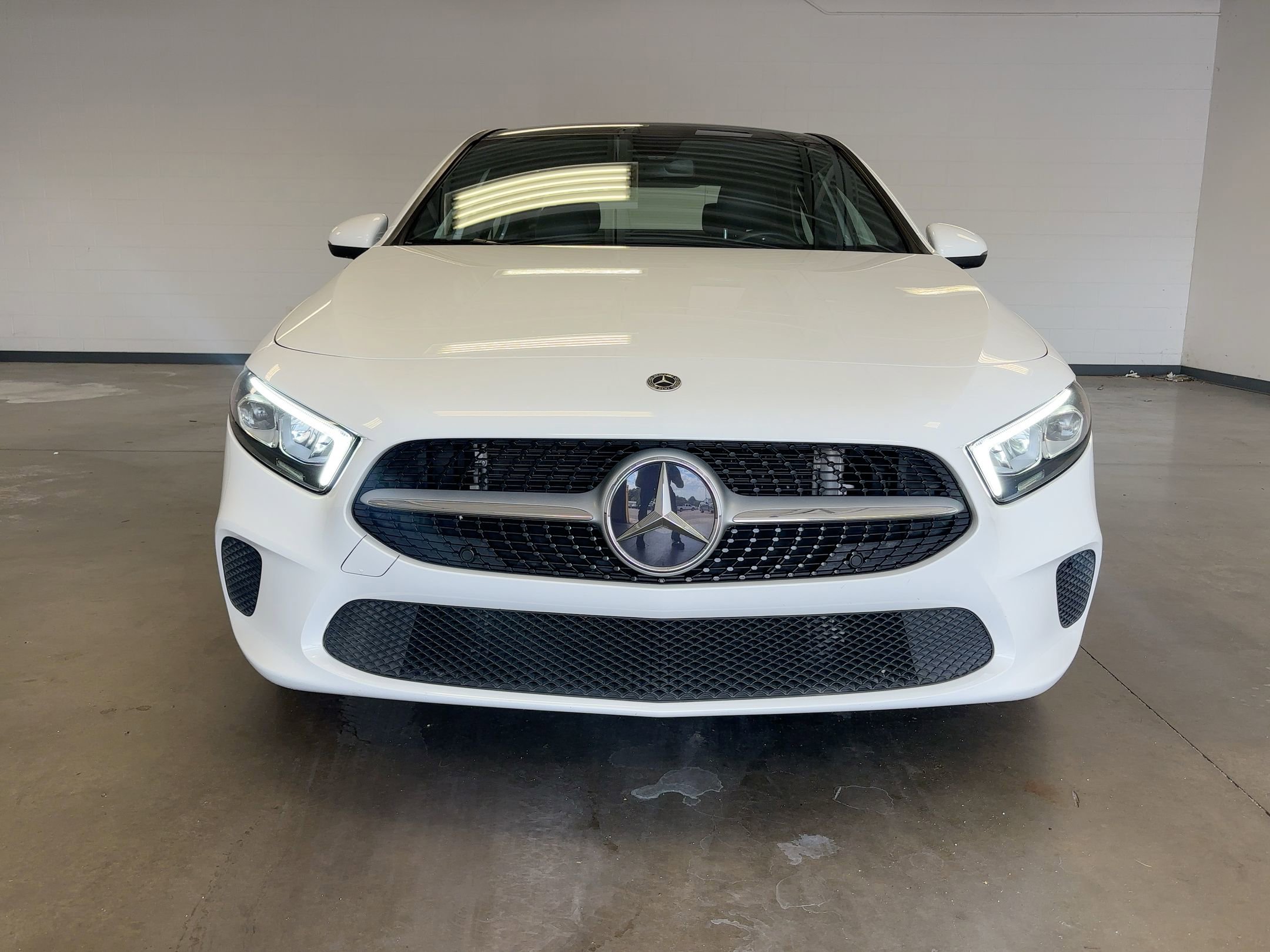 2022 Mercedes Benz A 220 photo 4