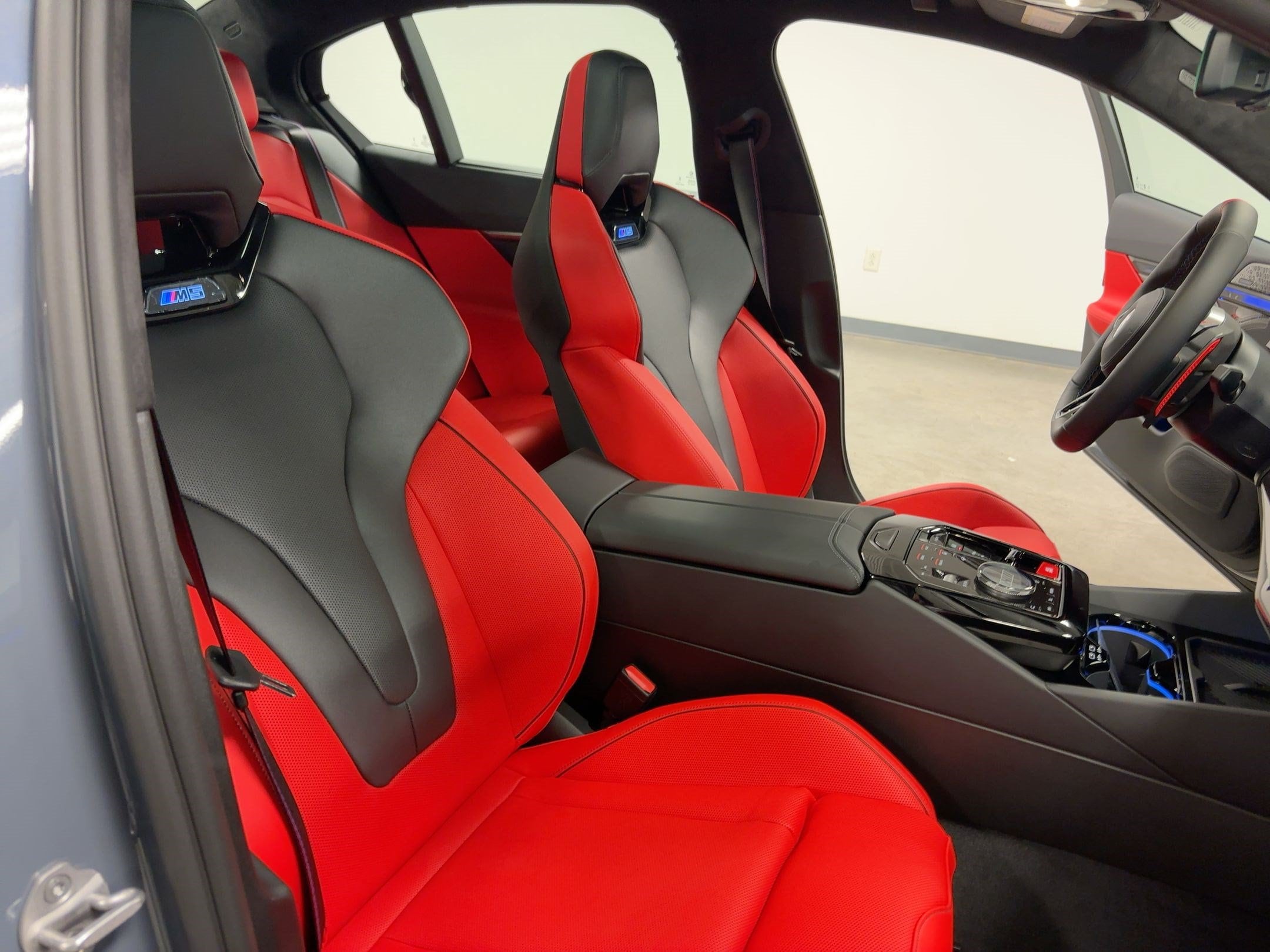 2026 BMW M5 M5 - Photo 31