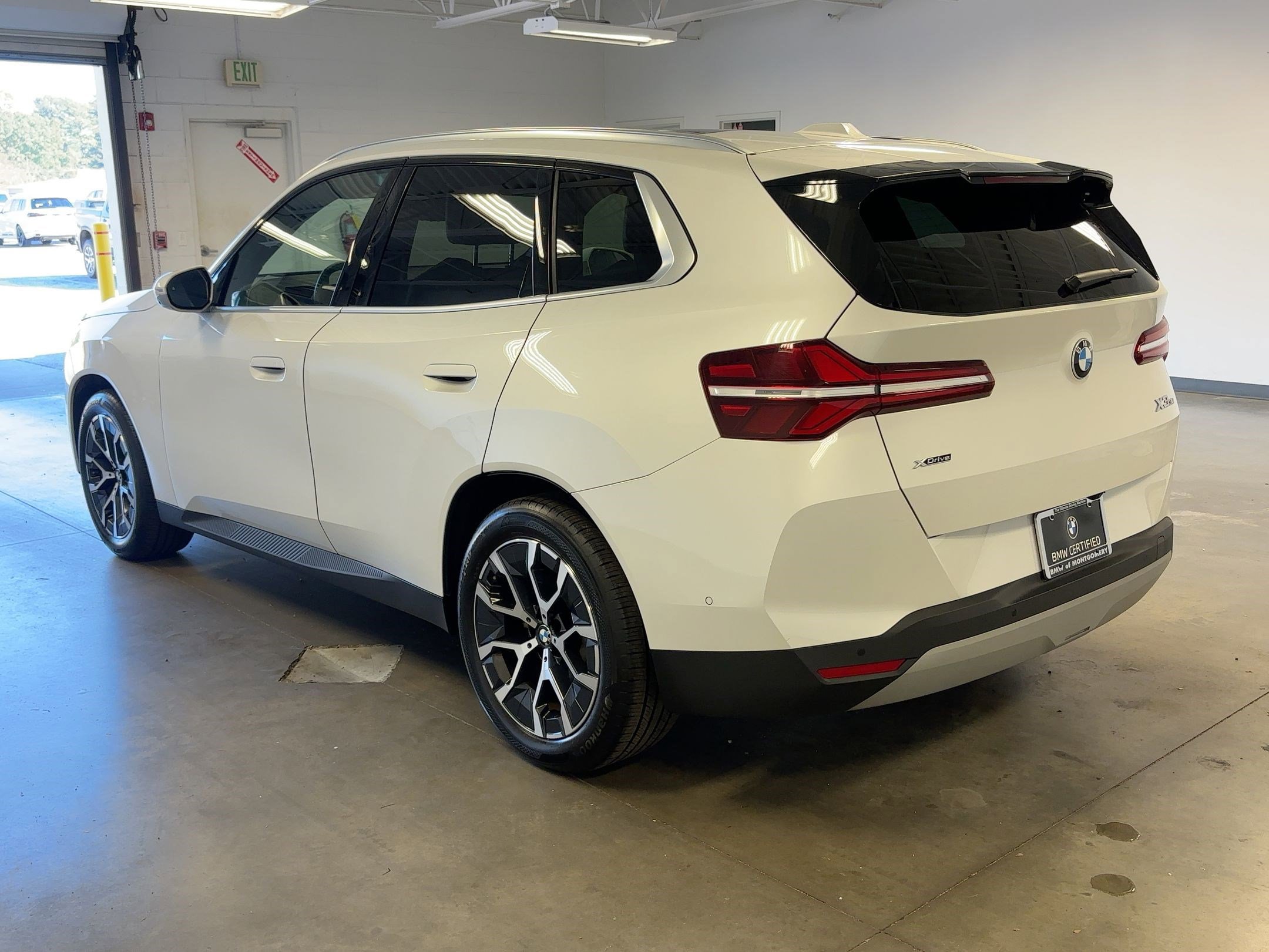 2025 Bmw X3 30x Drive photo 2