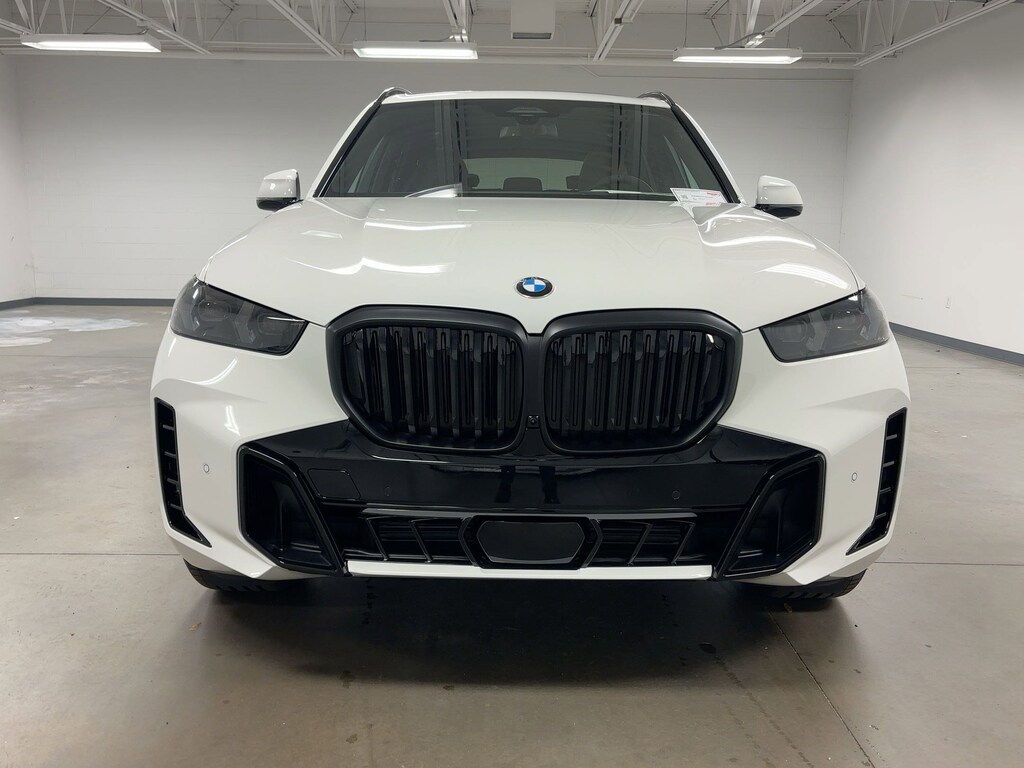 New 2026 BMW X5 sDrive40i SUV
